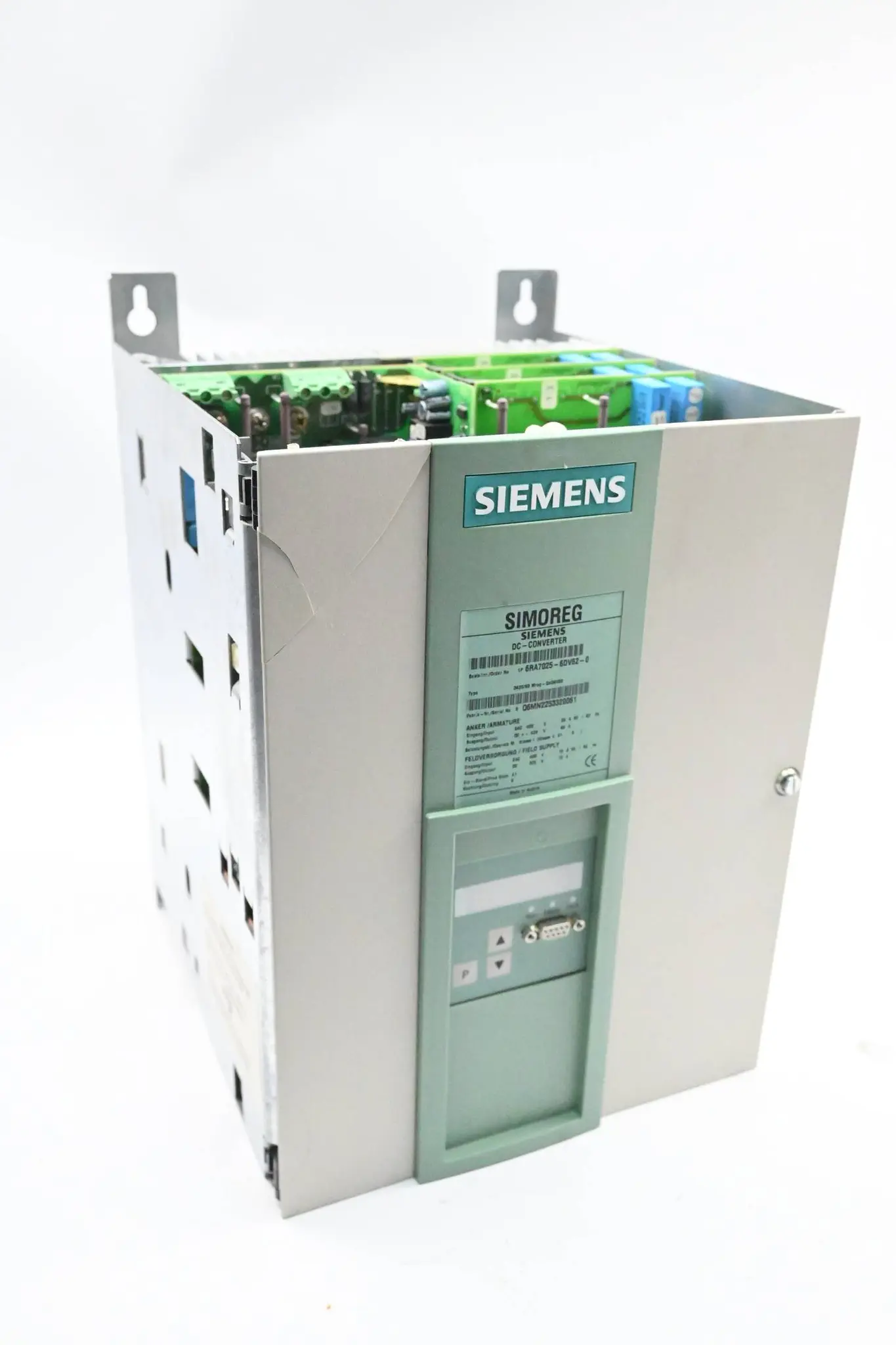 Produktfoto 1 von Siemens DC Master Stromrichtergerät 6RA7025-6DV62-0 ( 6RA7 025-6DV62-0 )