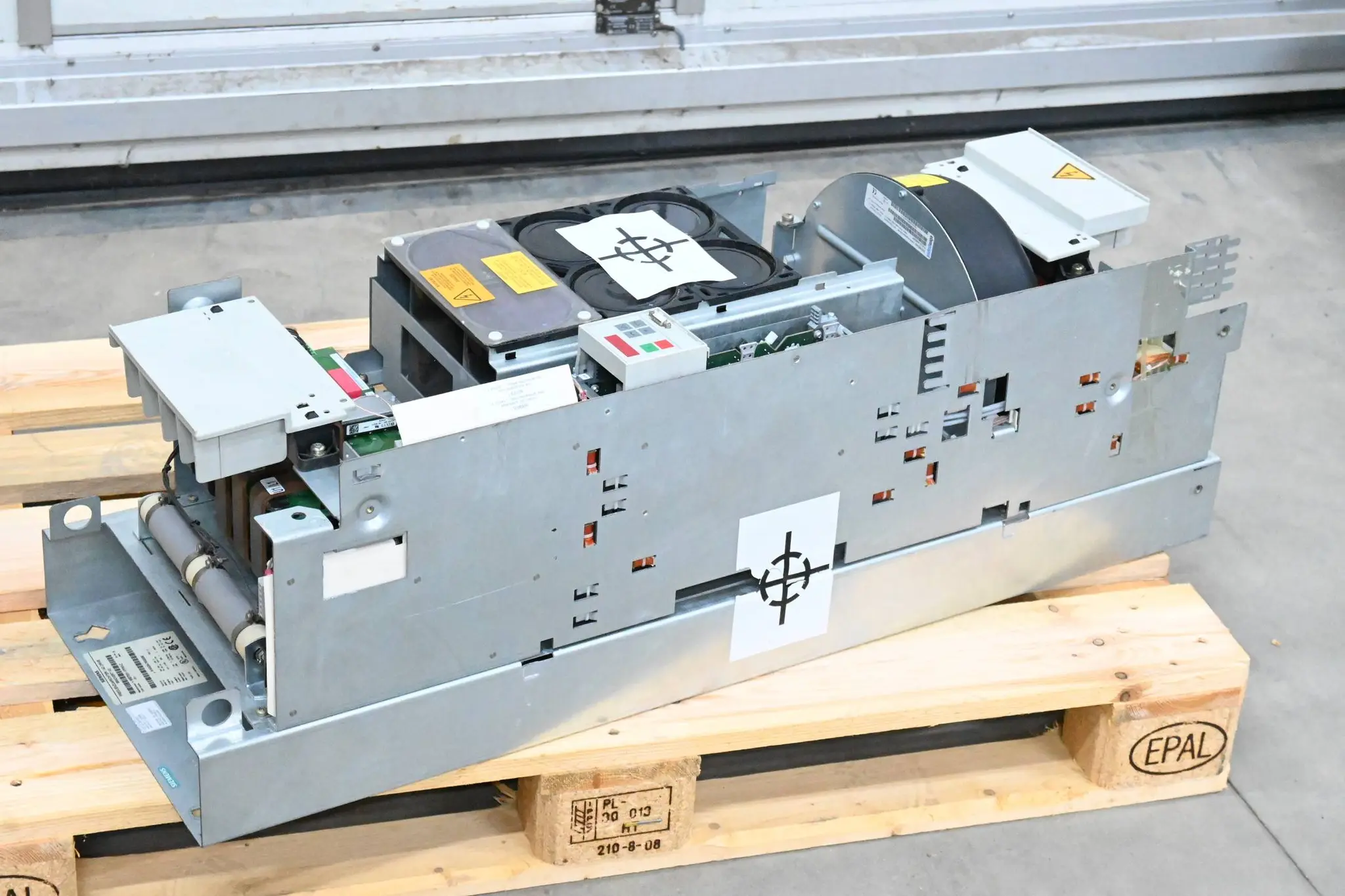 Produktfoto 1 von Siemens Simovert Frequenzumrichter 6SE7031-1FF60-Z ( Z= L20 ) Ver. A