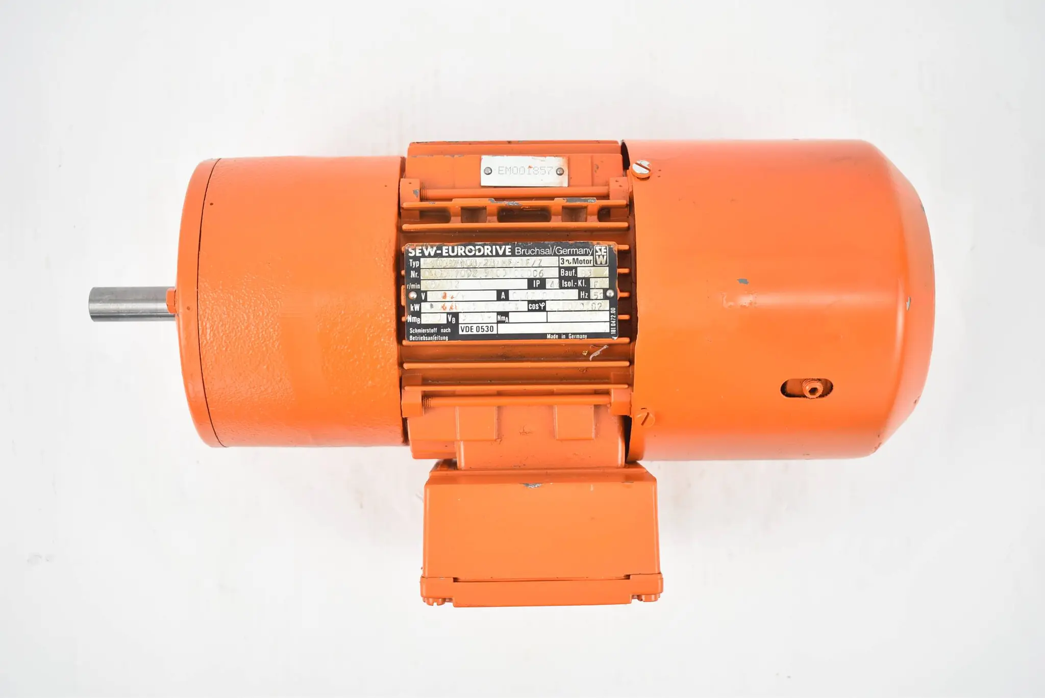 Produktfoto 1 von SEW Eurodrive 3-Phasen-Motor R30DT71D8/2B/HF/TF/Z ( R30 DT71D8/2B/HF/TF/Z )