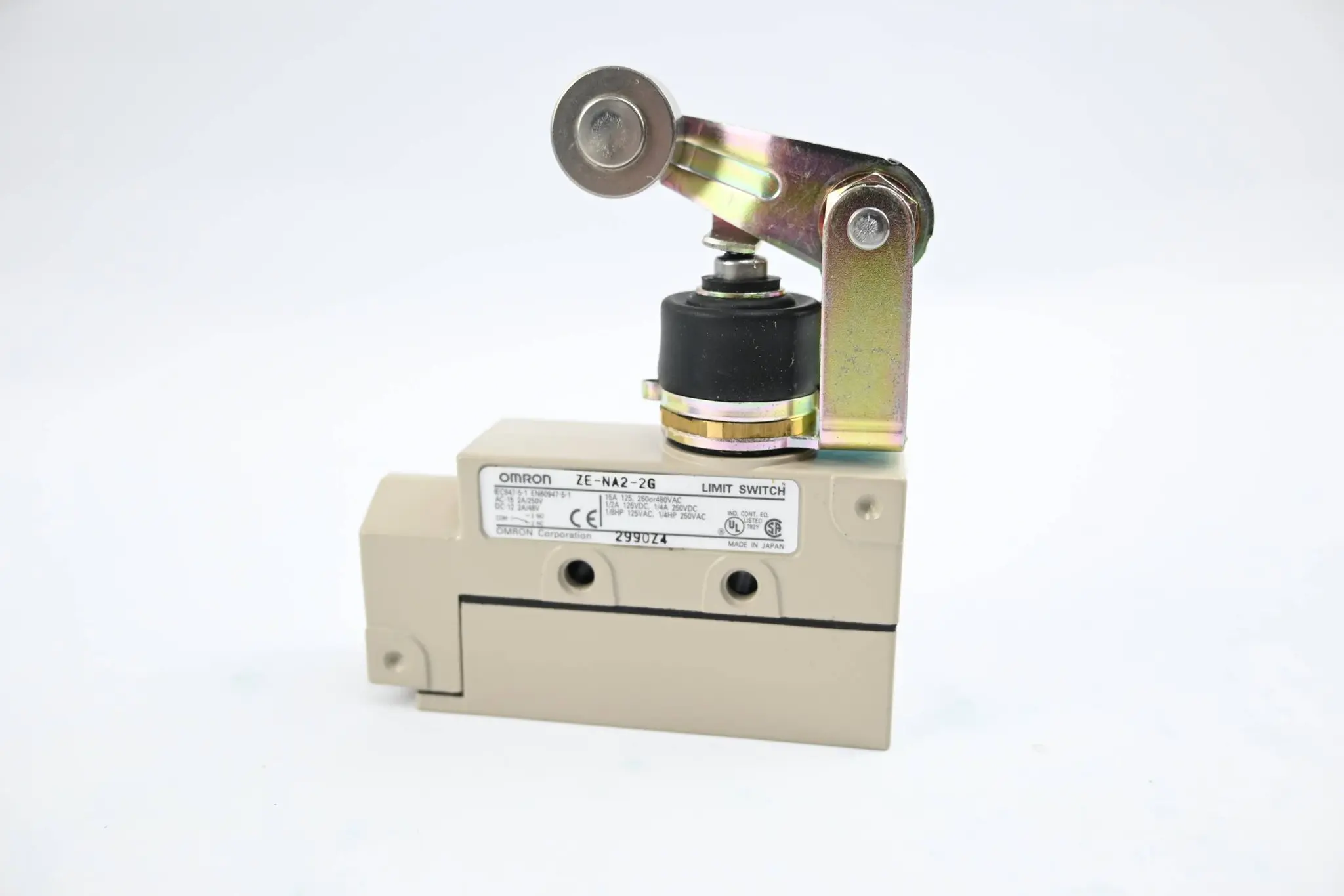 Produktfoto 1 von Omron Limit Switch ZE-NA2-2G