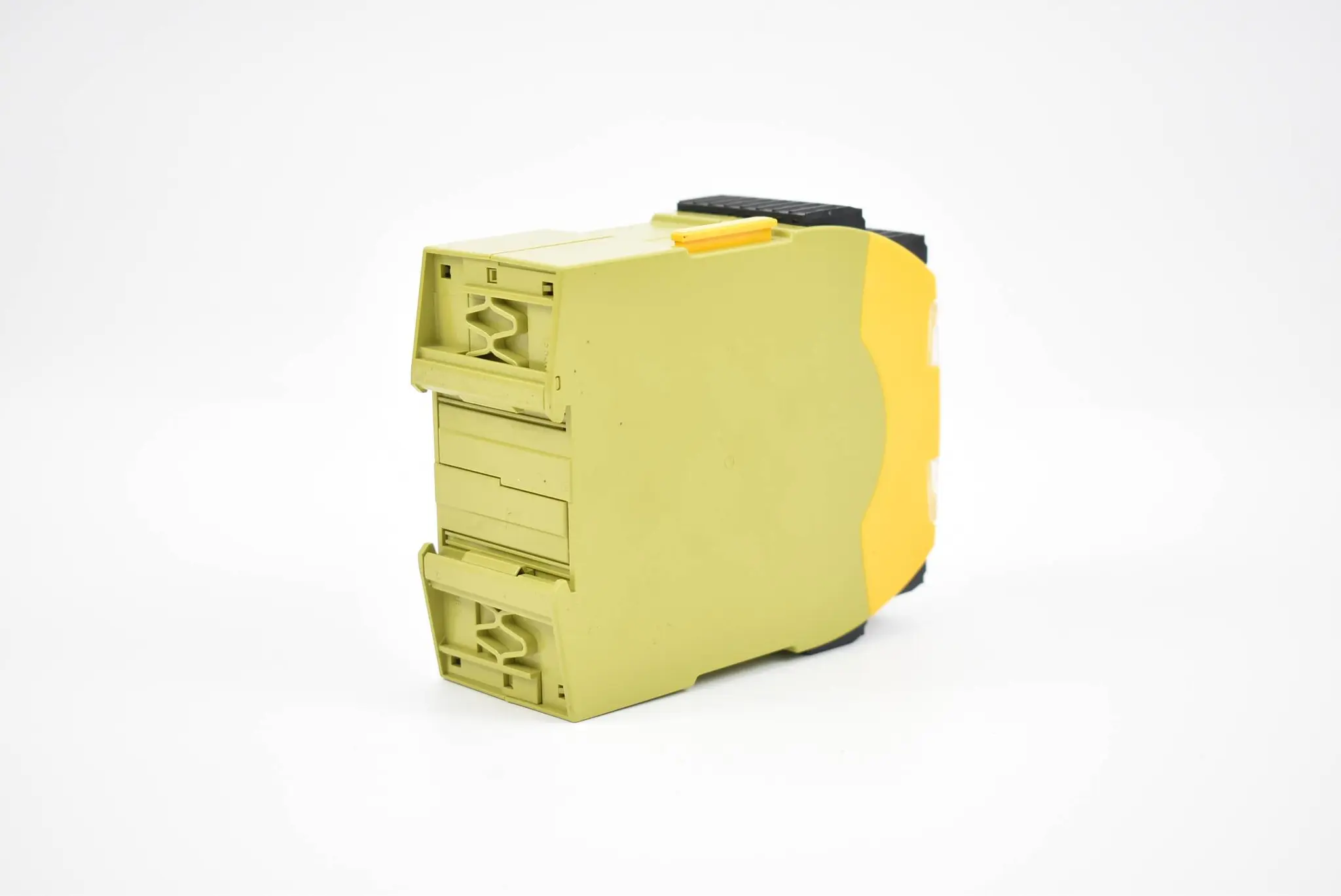 Produktfoto 1 von Pilz Sicherheitsrelais PNOZ s11 C 24VDC 8n/o 1n/c ( 751111 )