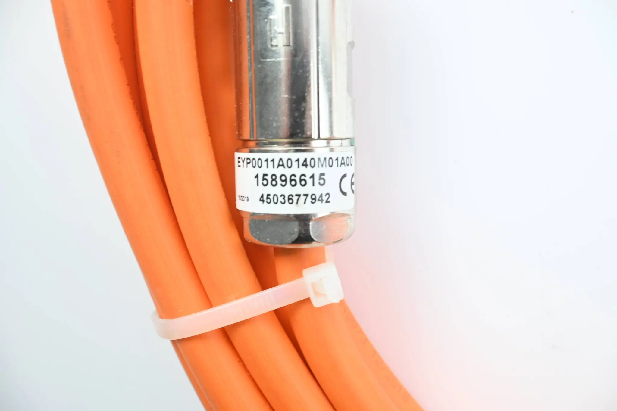 Produktfoto 1 von Lenze Motorkabel EYP0011A0140M01A00 ( 15896615 )