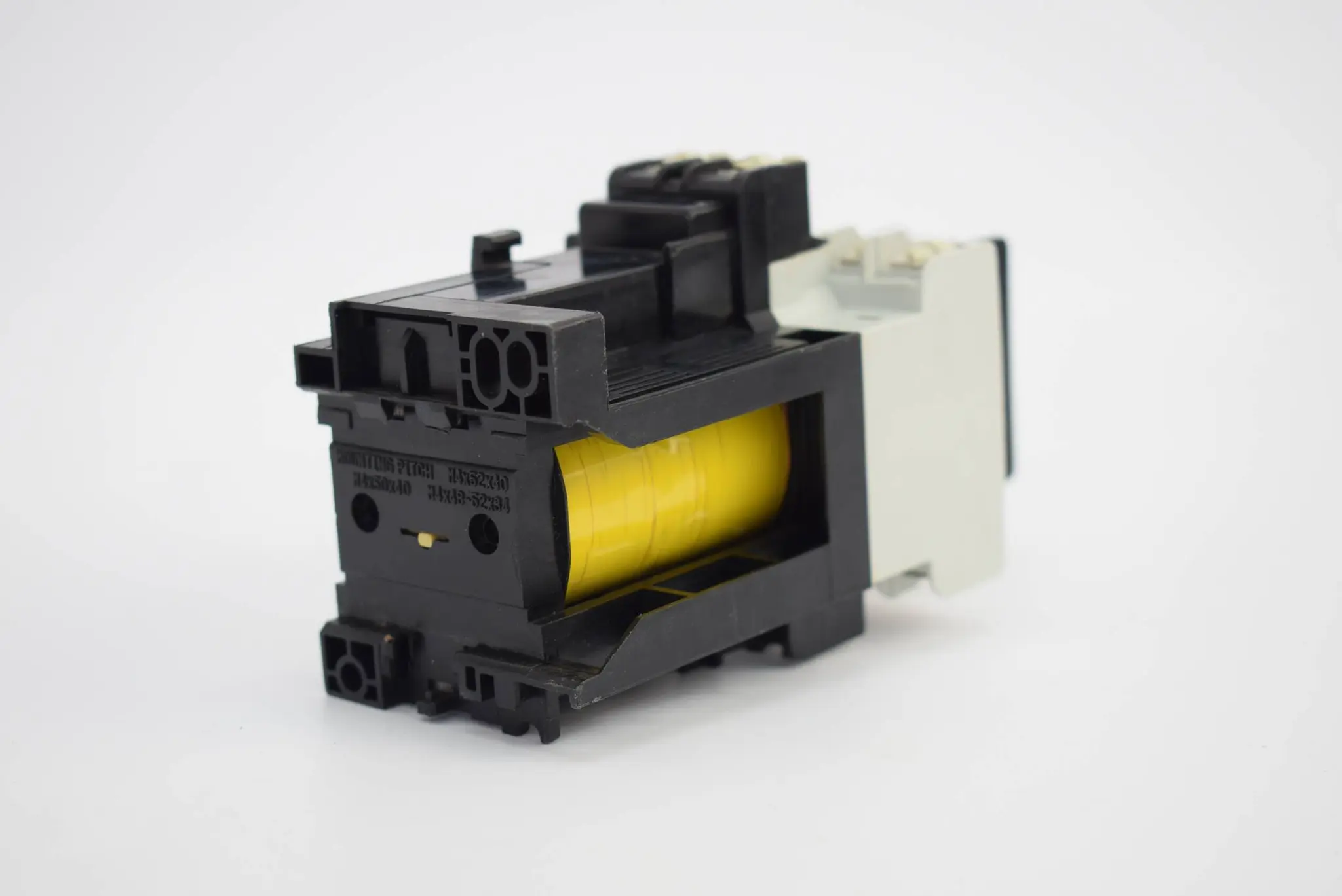 Produktfoto 1 von Mitsubishi Magnetic Contactor SD-N12 inkl. UN-AX2