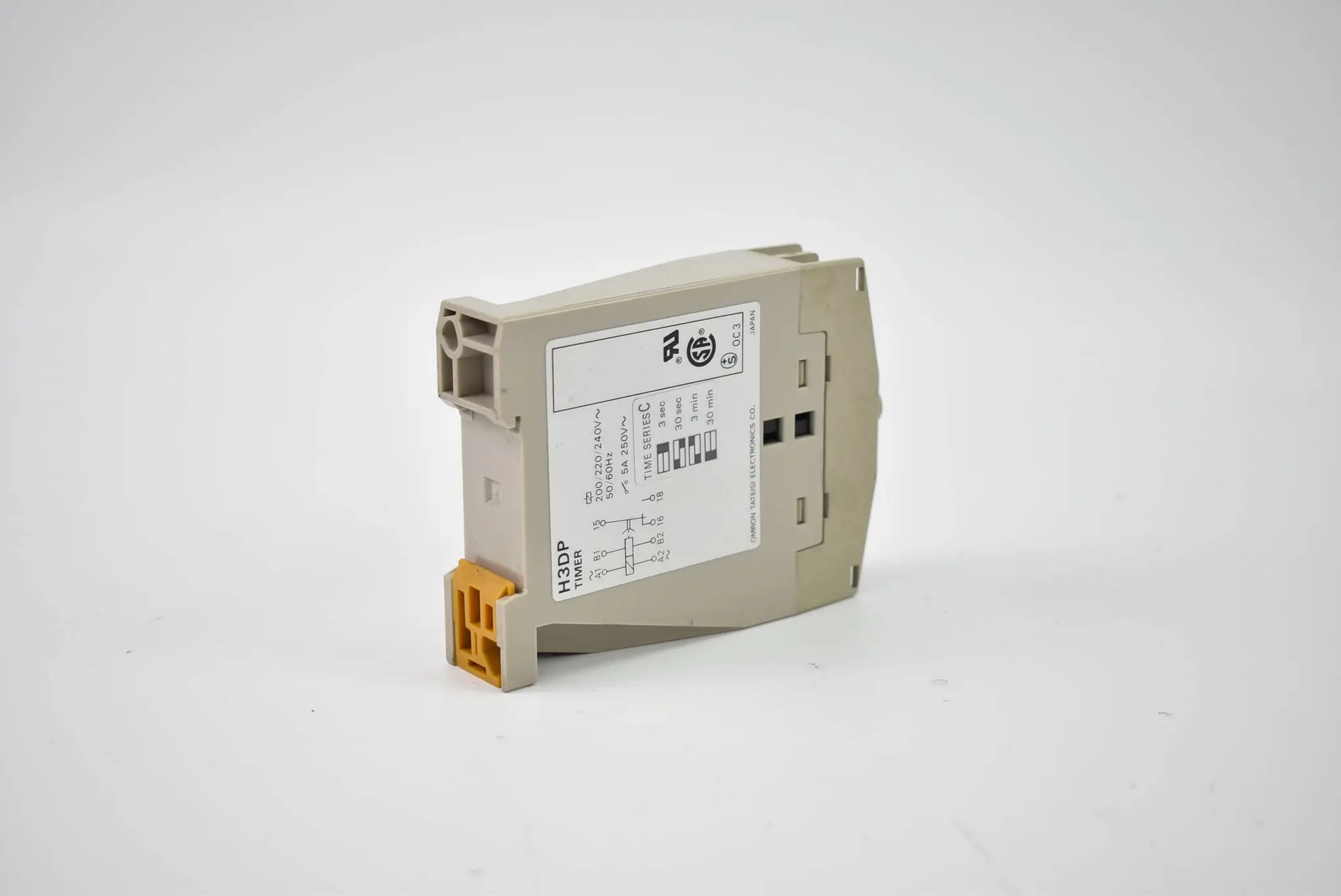 Produktfoto 1 von Omron Zeitrelais H3D-P-C ( 200/220/240V 50-60Hz )