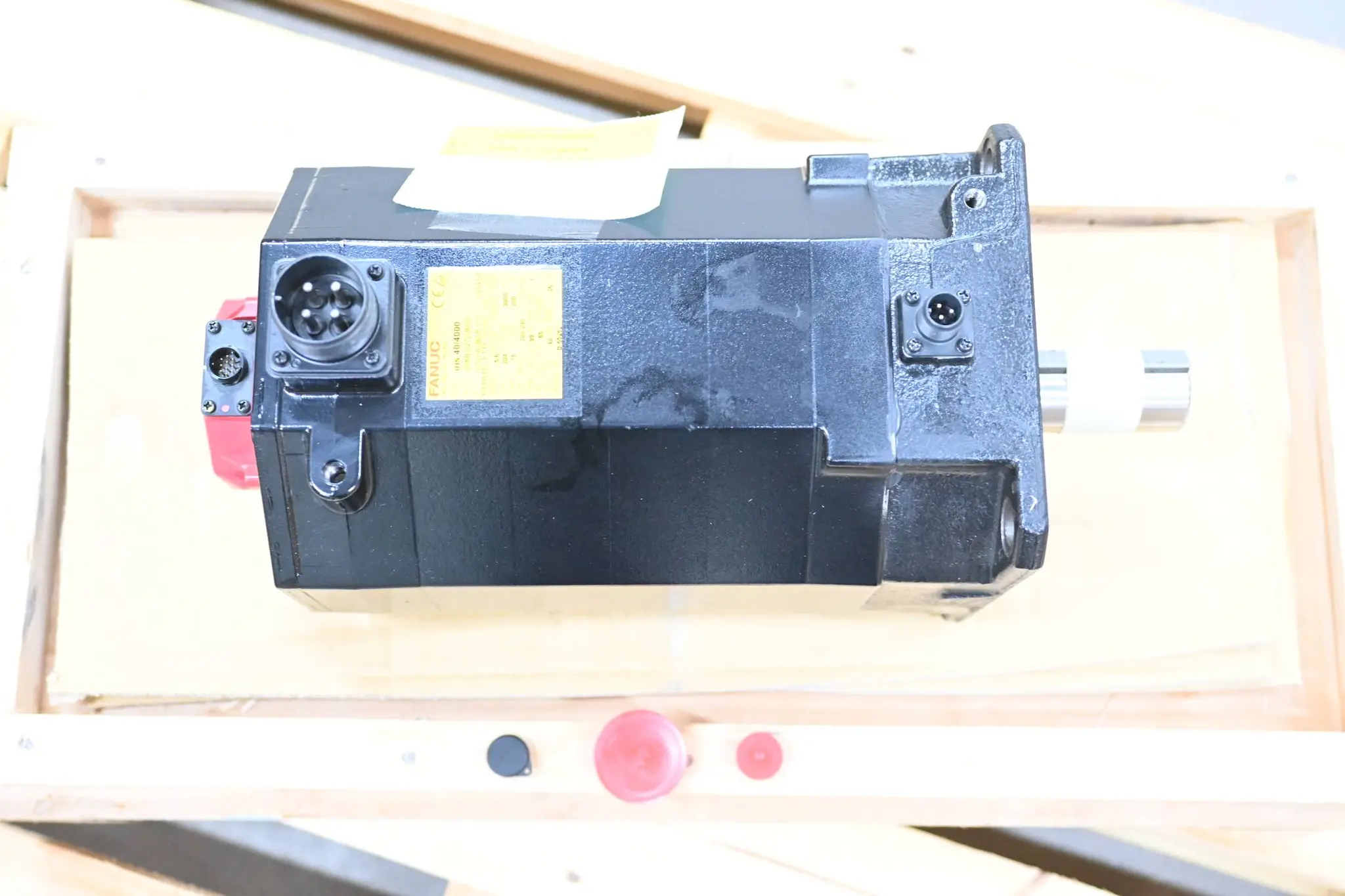 Produktfoto 1 von Fanuc αis 40/4000 AC Servomotor A06B-0272-B805 inkl. Pulsecoder α i AR128