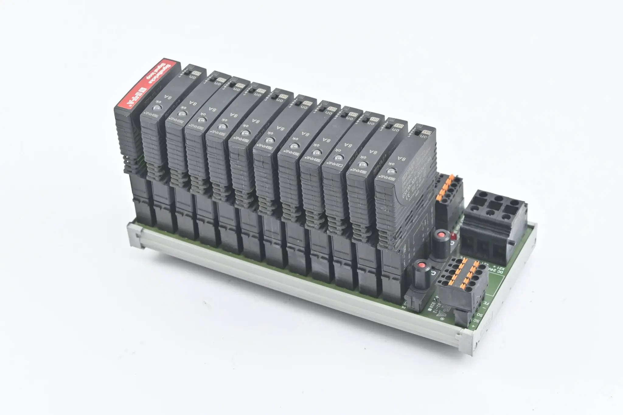 Produktfoto 1 von E-T-A ETA Stromverteilungssystem konfiguriert SVS02-12 inkl. ESX10 + SB-S11