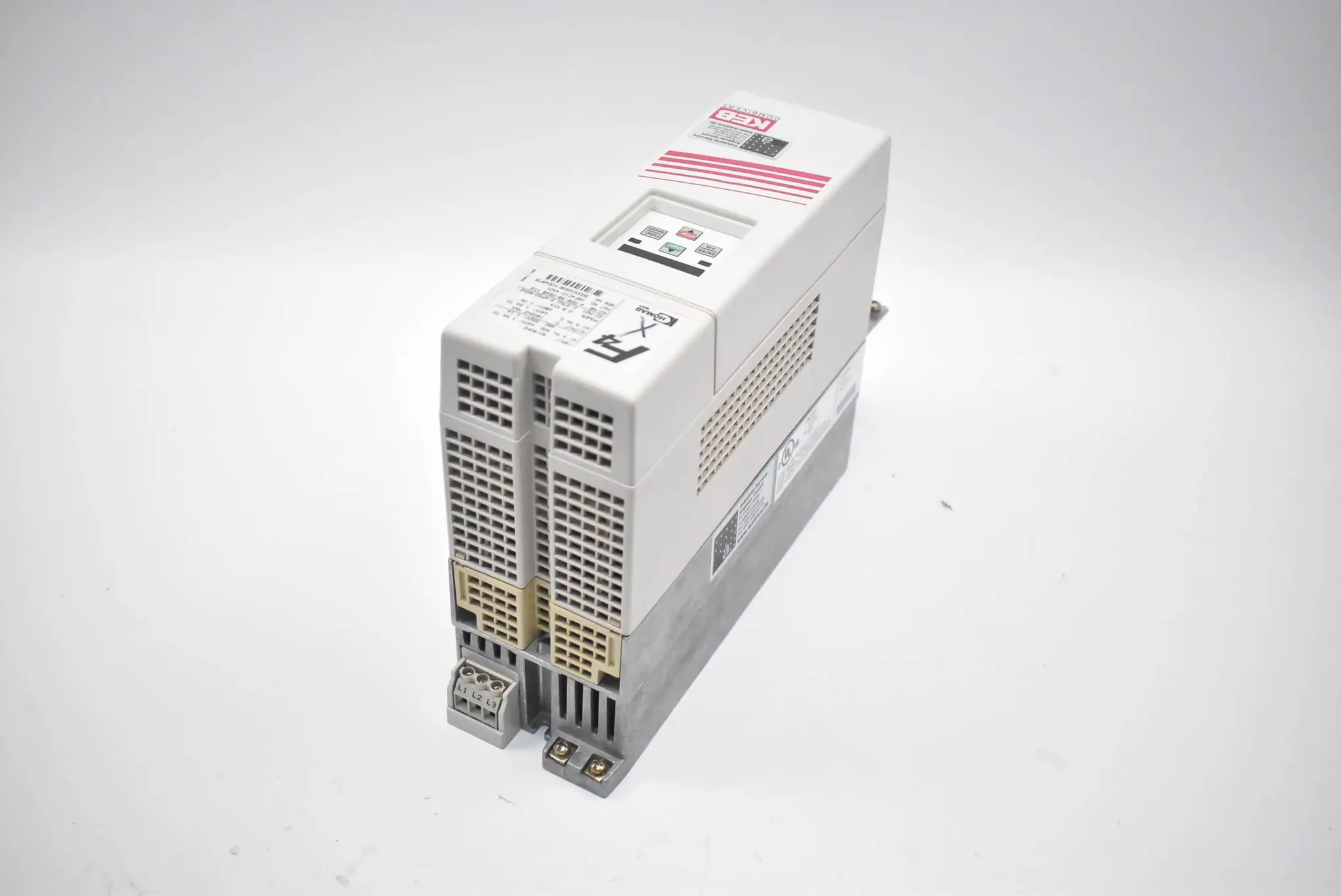 Produktfoto 1 von KEB Combivert Frequenzumrichter 05F4C1D-4A01 ( 05.F4.C1D-4A01 )