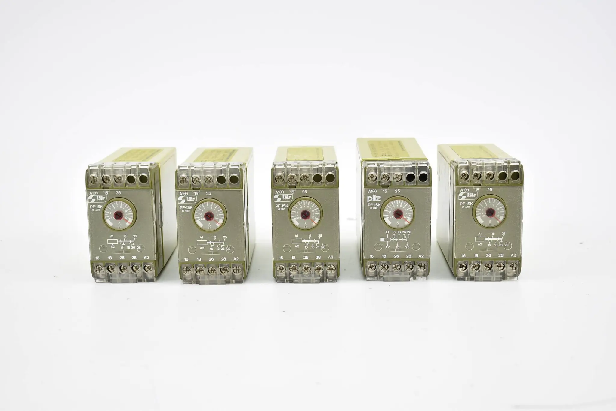 Produktfoto 1 von 5 Stück Pilz Sicherheitsschaltgerät PF-1SK/10/220V/2Uz ( 485314 )