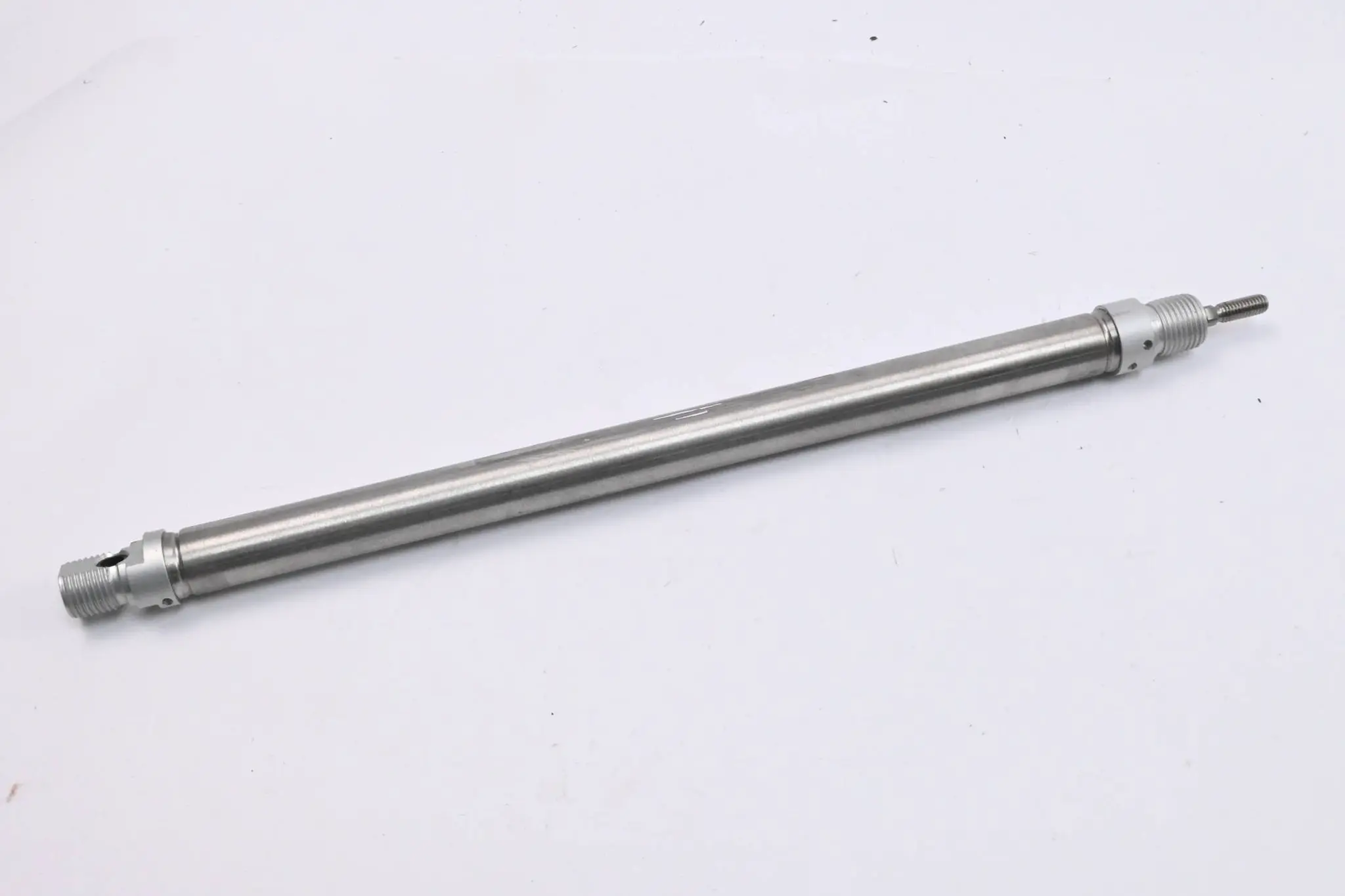Produktfoto 1 von Festo Normzylinder DSNU-16-220-PPV-A ( 14320 )