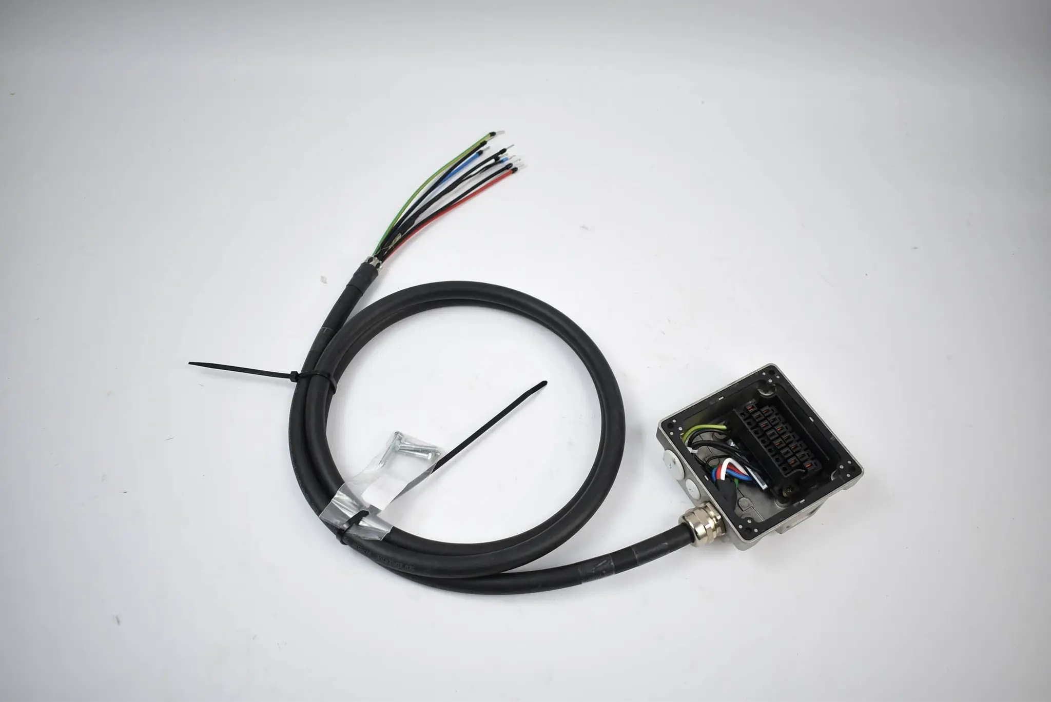 Produktfoto 1 von SEW Eurodrive Hybridkabel 08199701.15 2.0m