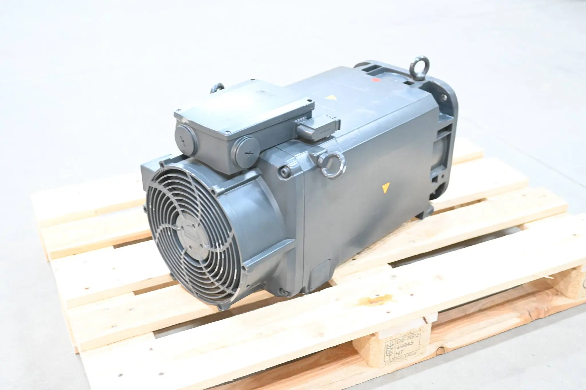 Produktfoto 1 von Siemens Simotics Kompakt-Asynchronmotor 1PH8165-1DG03-0LC1 / 1PH8 165-1DG03-0LC1