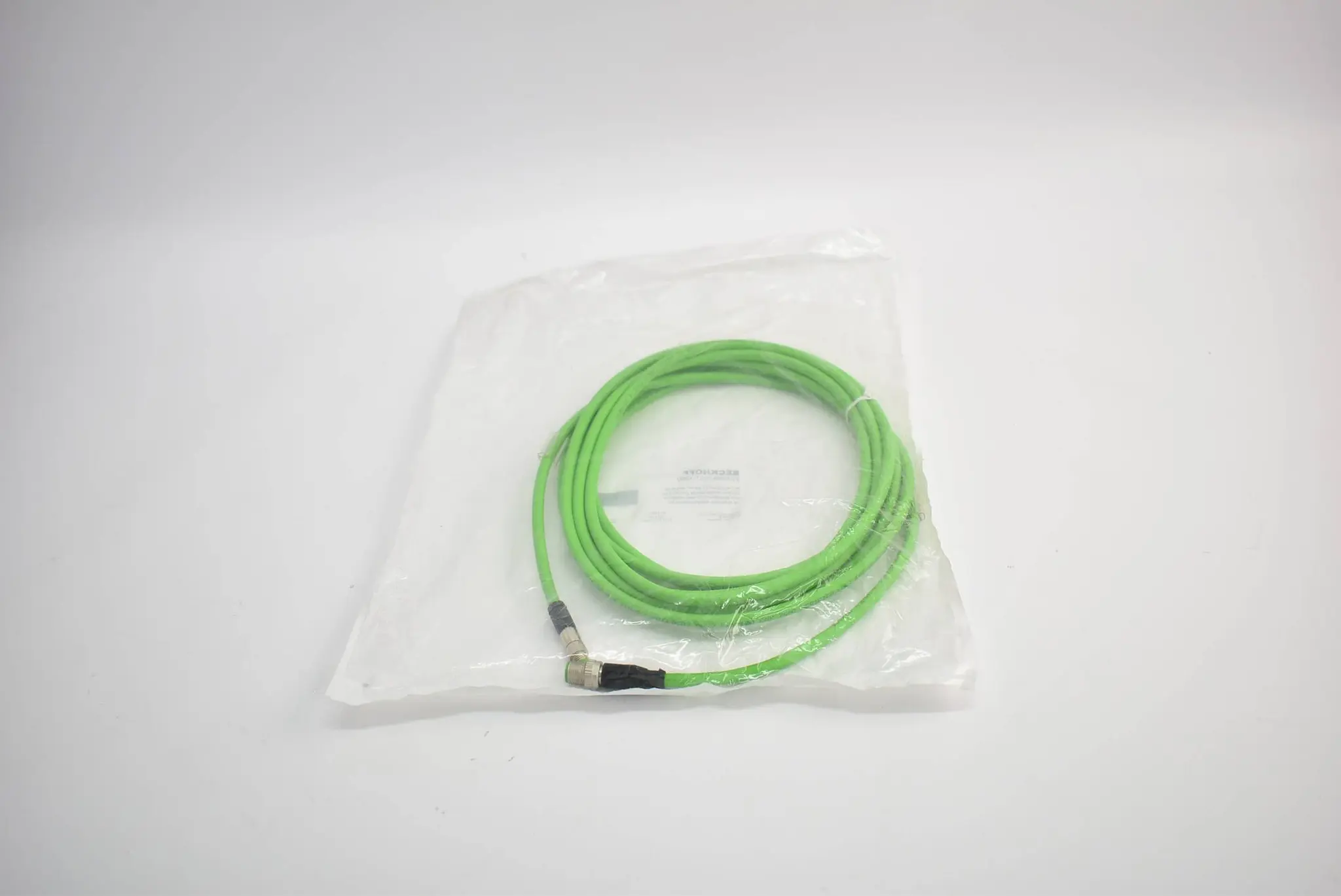 Produktfoto 1 von Beckhoff M12 EtherCAT-Leitung PUR AWG 22 5 m ZK1090-3161-1050