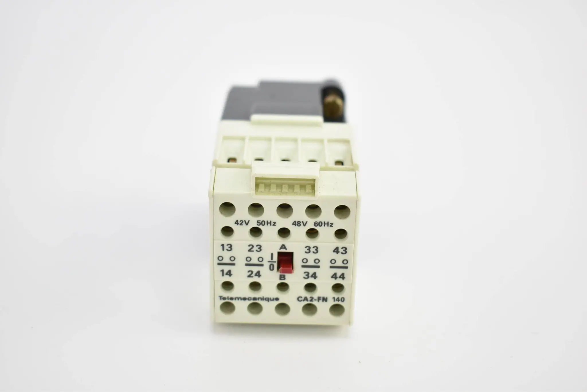 Produktfoto 1 von Telemecanique Contactor Ralay Lot-2pcs CA2-FN 140 ( CA2-FN140 )