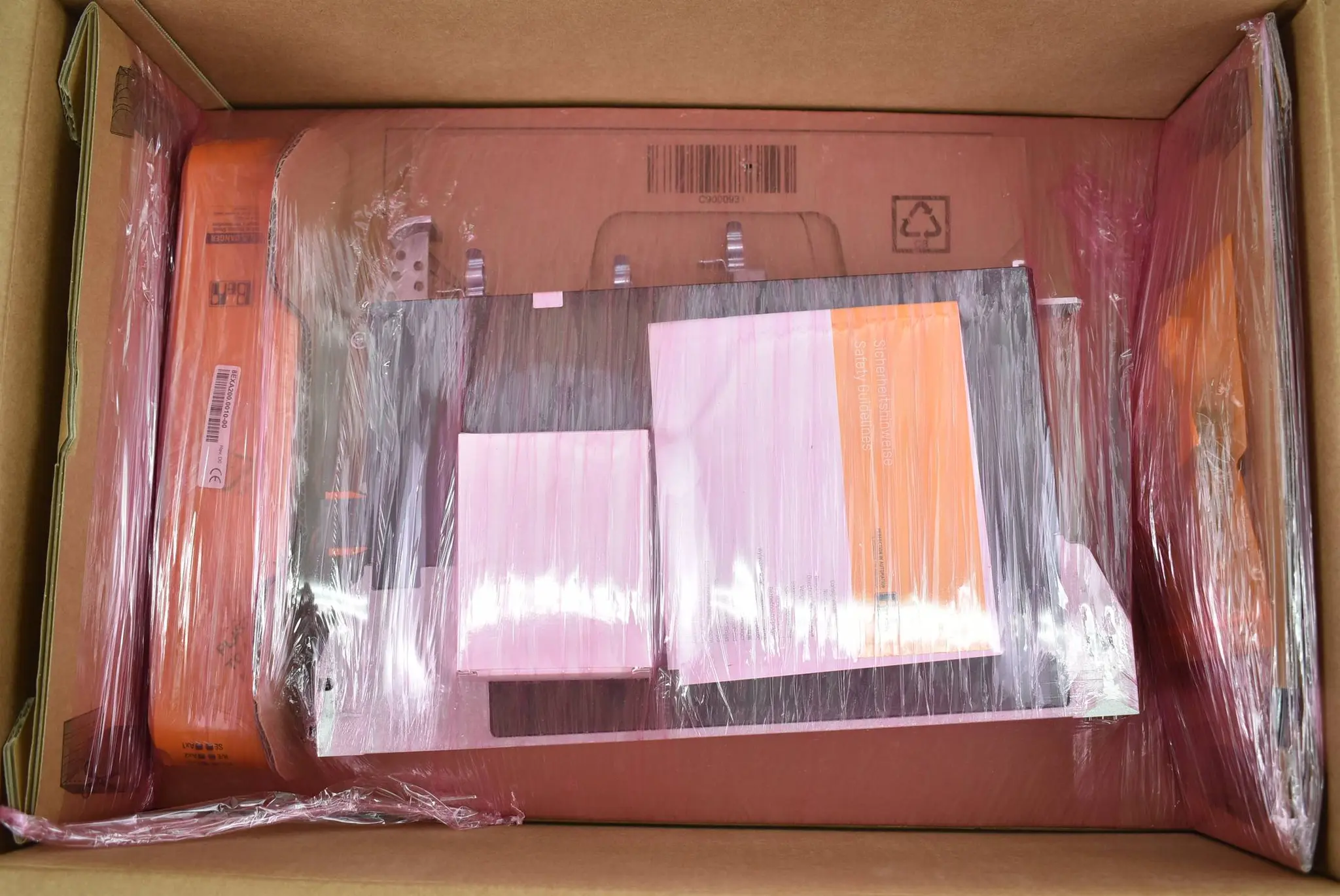 Produktfoto 1 von B&R automation ACOPOS P3 Servoverstärker 200-480VAC 8A 8EI8X8HWT10.M700-1