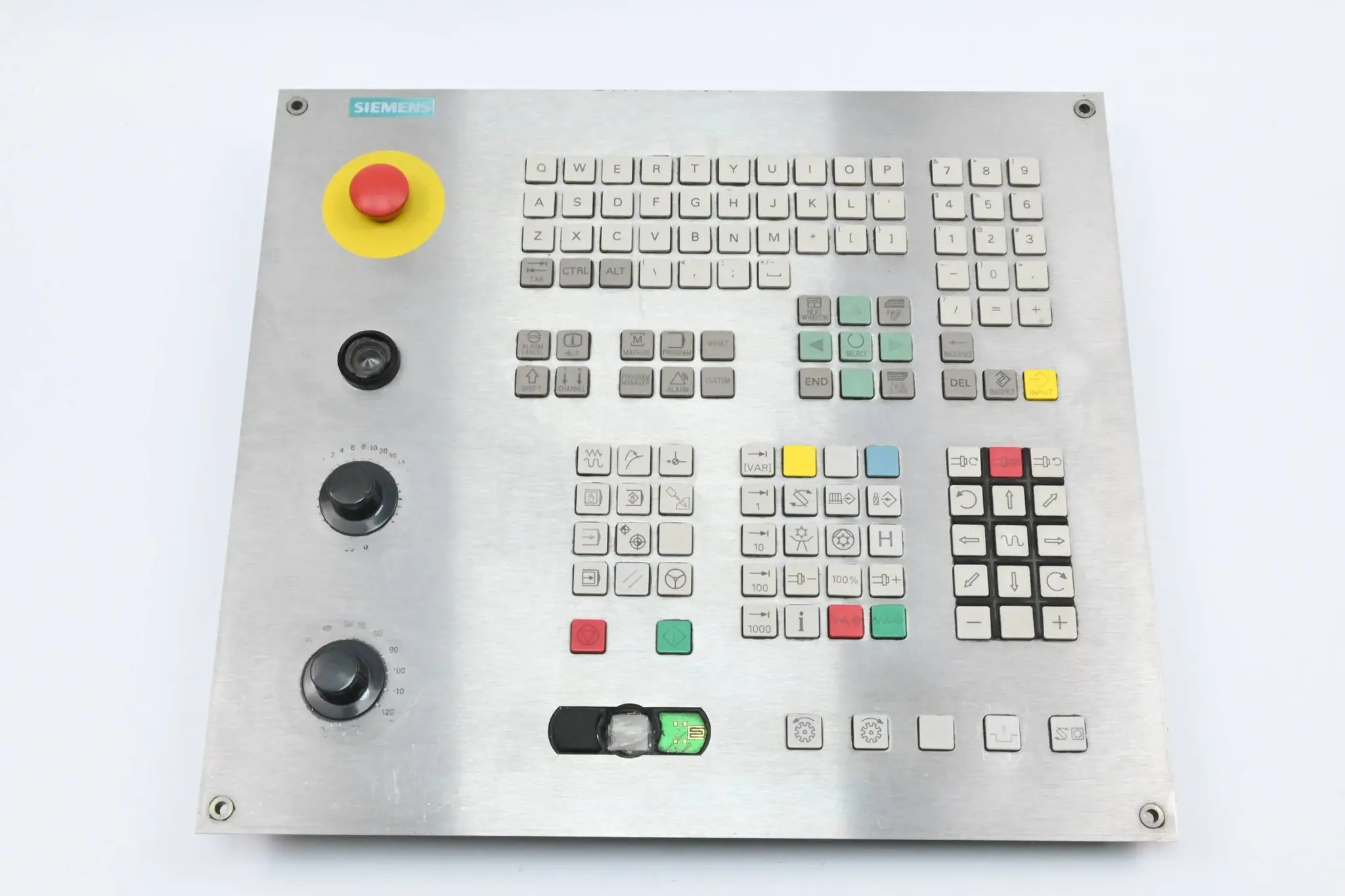 Produktfoto 1 von Siemens Sinumerik Kontrollpanel 6FC5203-0AF50-3AA0 ( 6FC5 203-0AF50-3AA0 )
