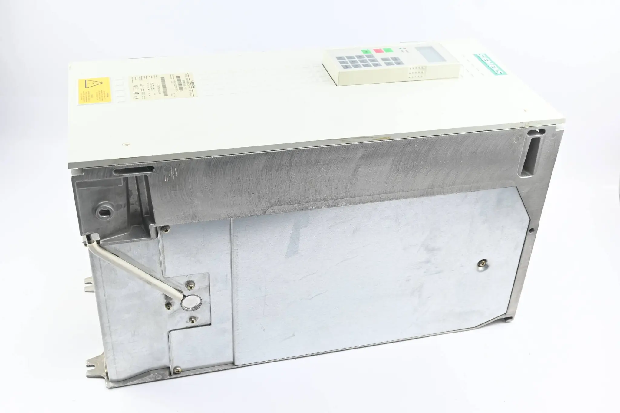 Produktfoto 1 von Siemens Simovert VC Frequenzumrichter 6SE7027-2ED61-Z ( 6SE7 027-2ED61-Z ) E. C