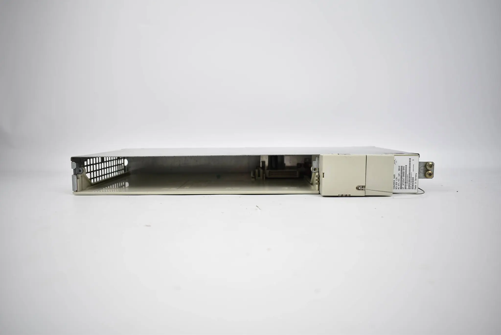 Produktfoto 1 von Siemens sinumerik 840 D/DE NCU-Box 6FC5 247-0AA00-0AA2 ( 6FC5247-0AA00-0AA2 ) G