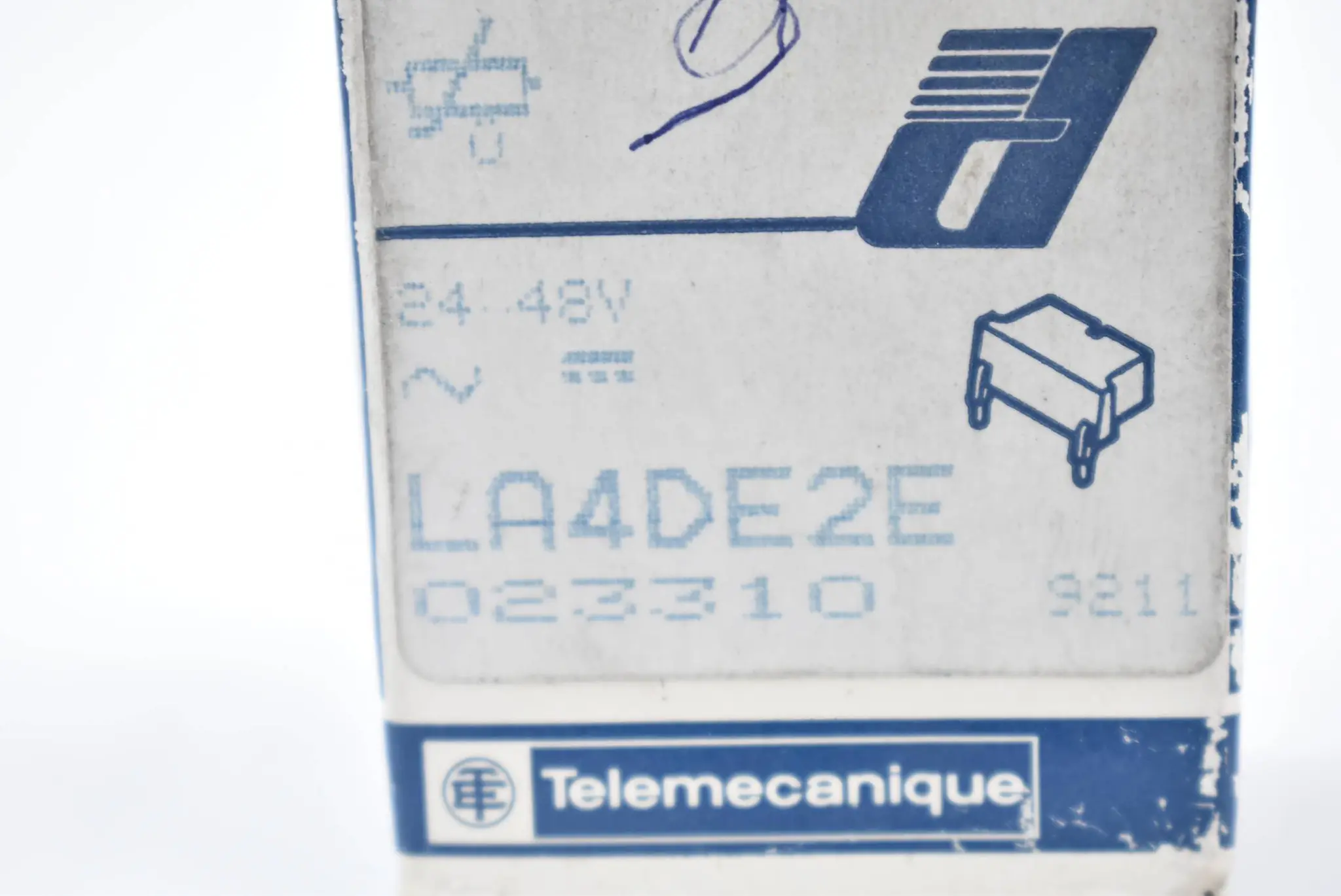 Produktfoto 1 von Telemecanique Überspannungsbegrenzer 24-48V LA4DE2E ( 023310 )