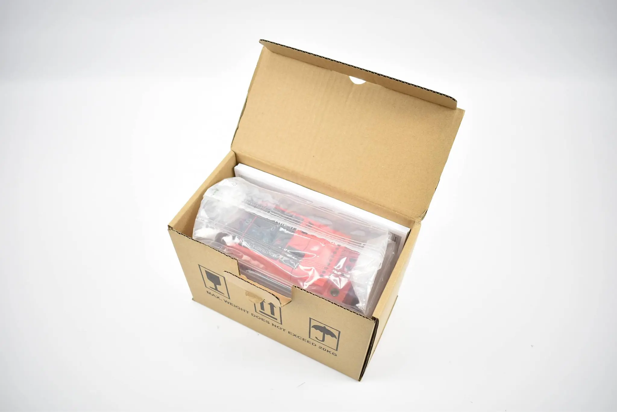 Produktfoto 1 von SEW-Eurodrive Movitrac LTE-B+ MCLTEB0015-5A3-1-00 ( 18261825 ) 1,5kW