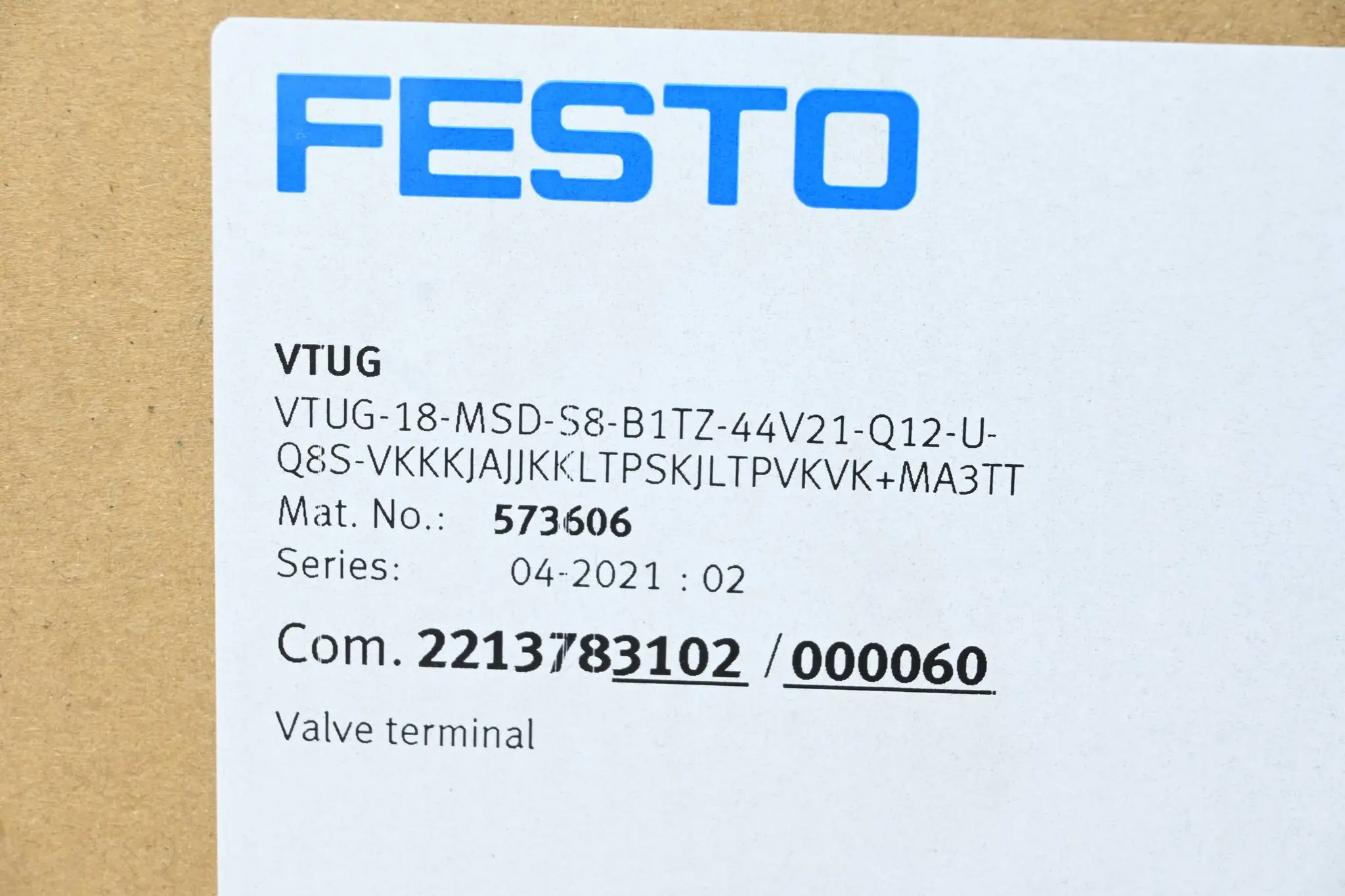 Produktfoto 1 von Festo VTUG-18-MSD-S8-B1TZ-44V21-Q12-U-Q8S-VKKKJAJJKKLTPSKJLTPVKVK+MA3TT / 573606
