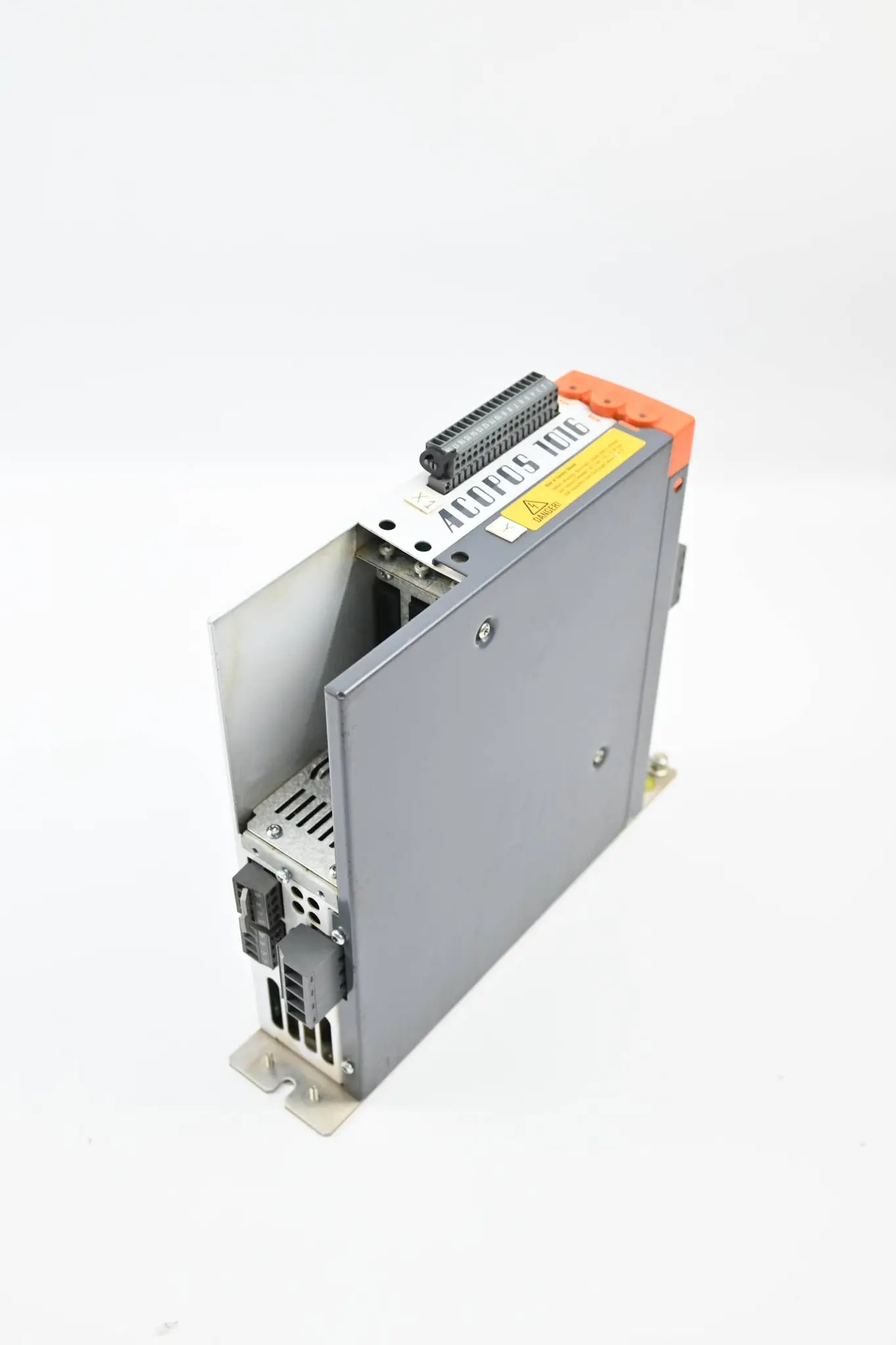Produktfoto 1 von B&R automation ACOPOS 1016 Servoverstärker 400-480V 0,7kW 8V1016.00-2 Rev. I0