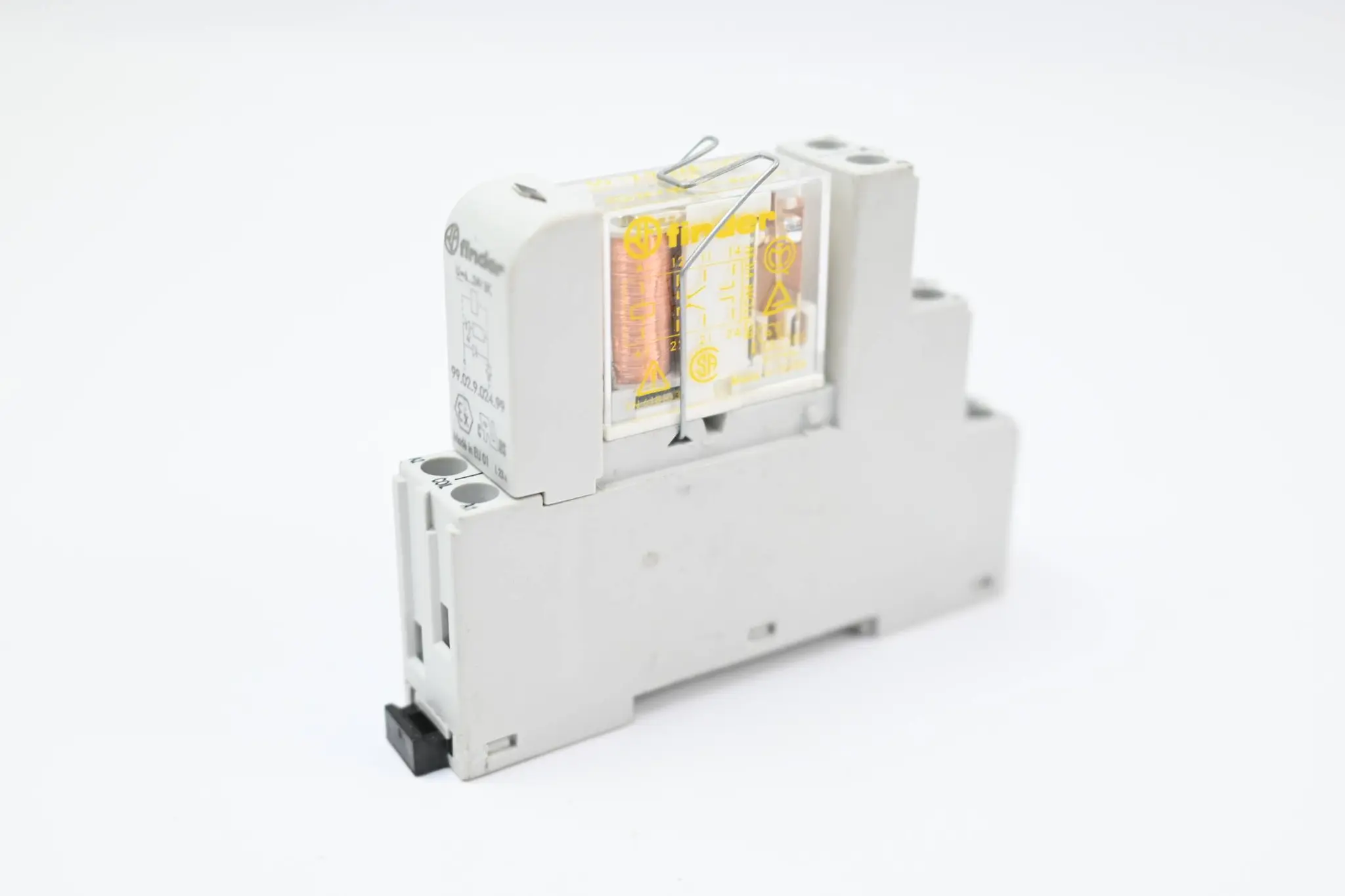 Produktfoto 1 von Finder Relaissockel 95.05.7 + Relais 50.1.9.024.1000 ( 8A 250V )