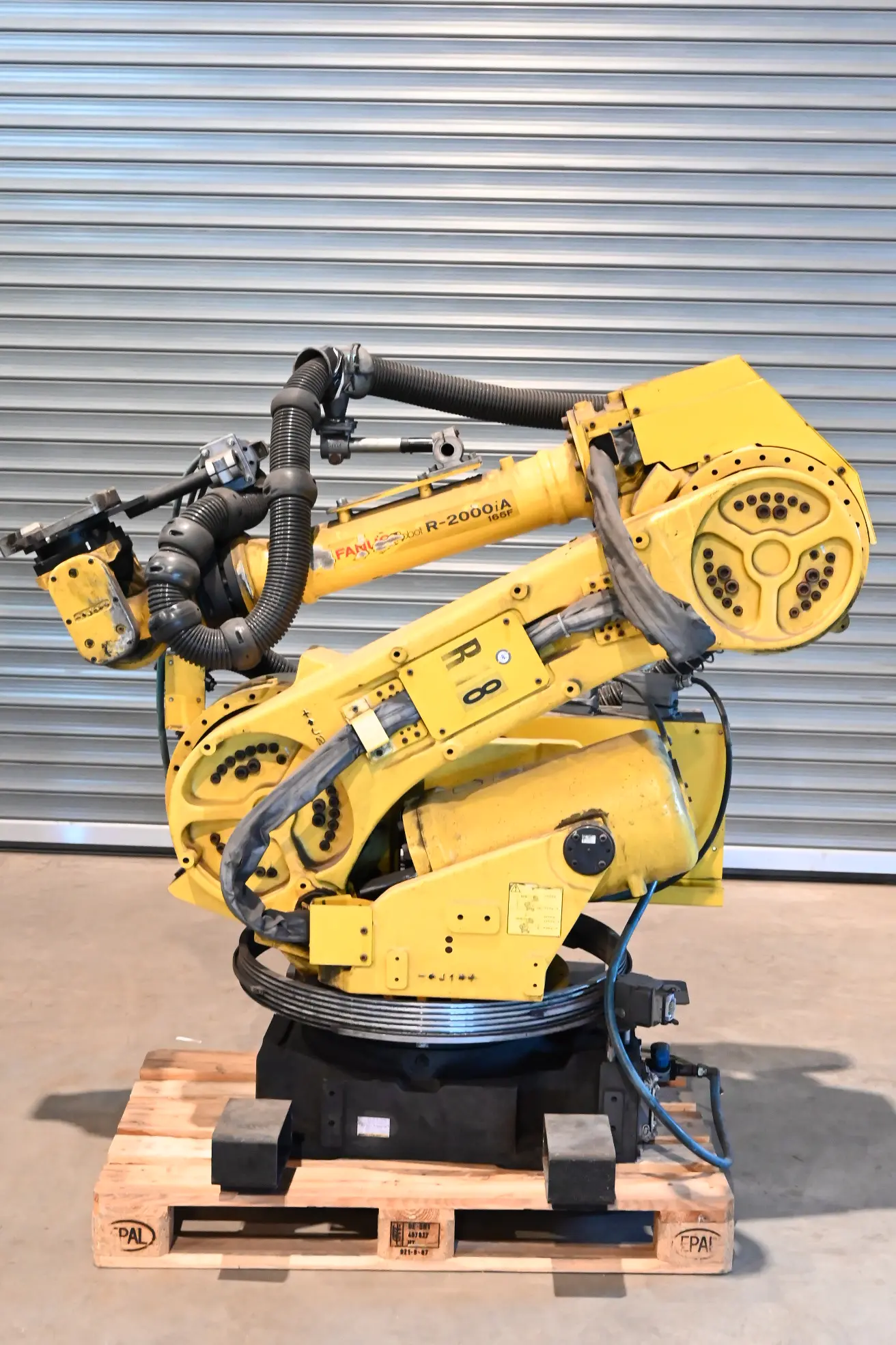 Produktfoto 1 von Fanuc Roboter R-2000iA/165F ( A05B-1324-B203 ) + R-J3iB ( A05B-2453-B252 )