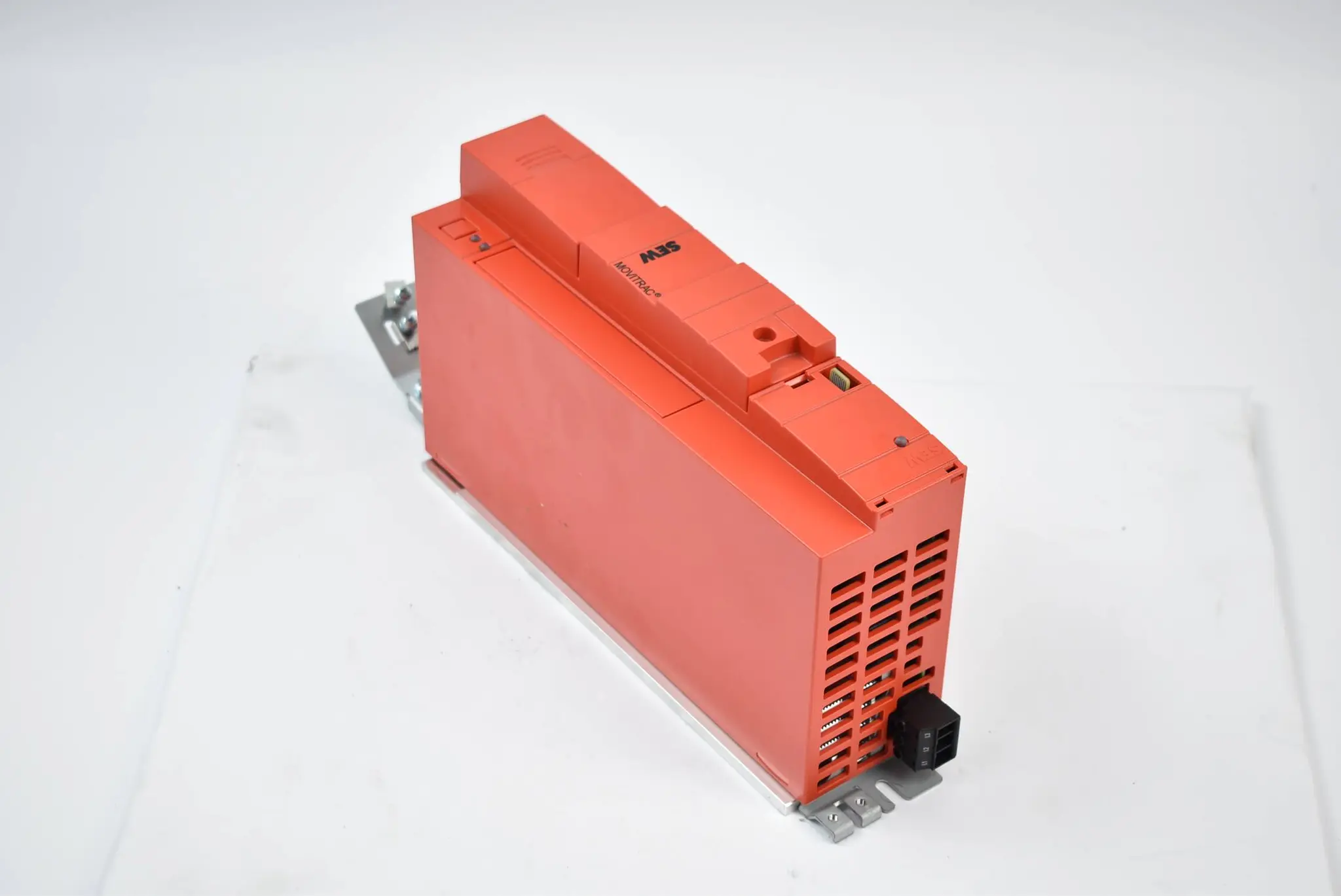 Produktfoto 1 von SEW Eurodrive Umrichter Movitrac B MC07B0011-2A3-4-S0