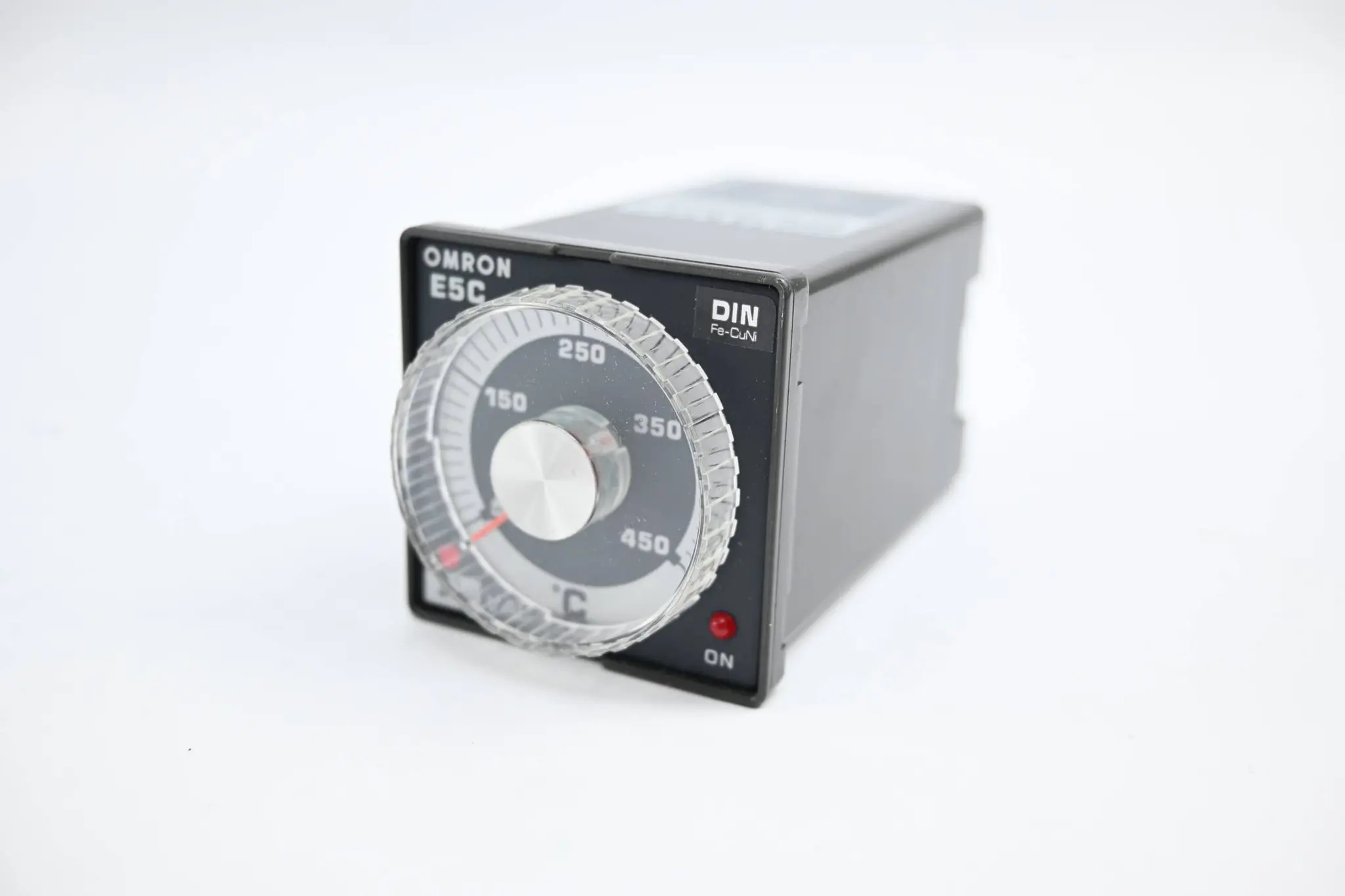 Produktfoto 1 von Omron Temperatur Controller 50-450°C 220 VAC ( E5C-4ICDIN )
