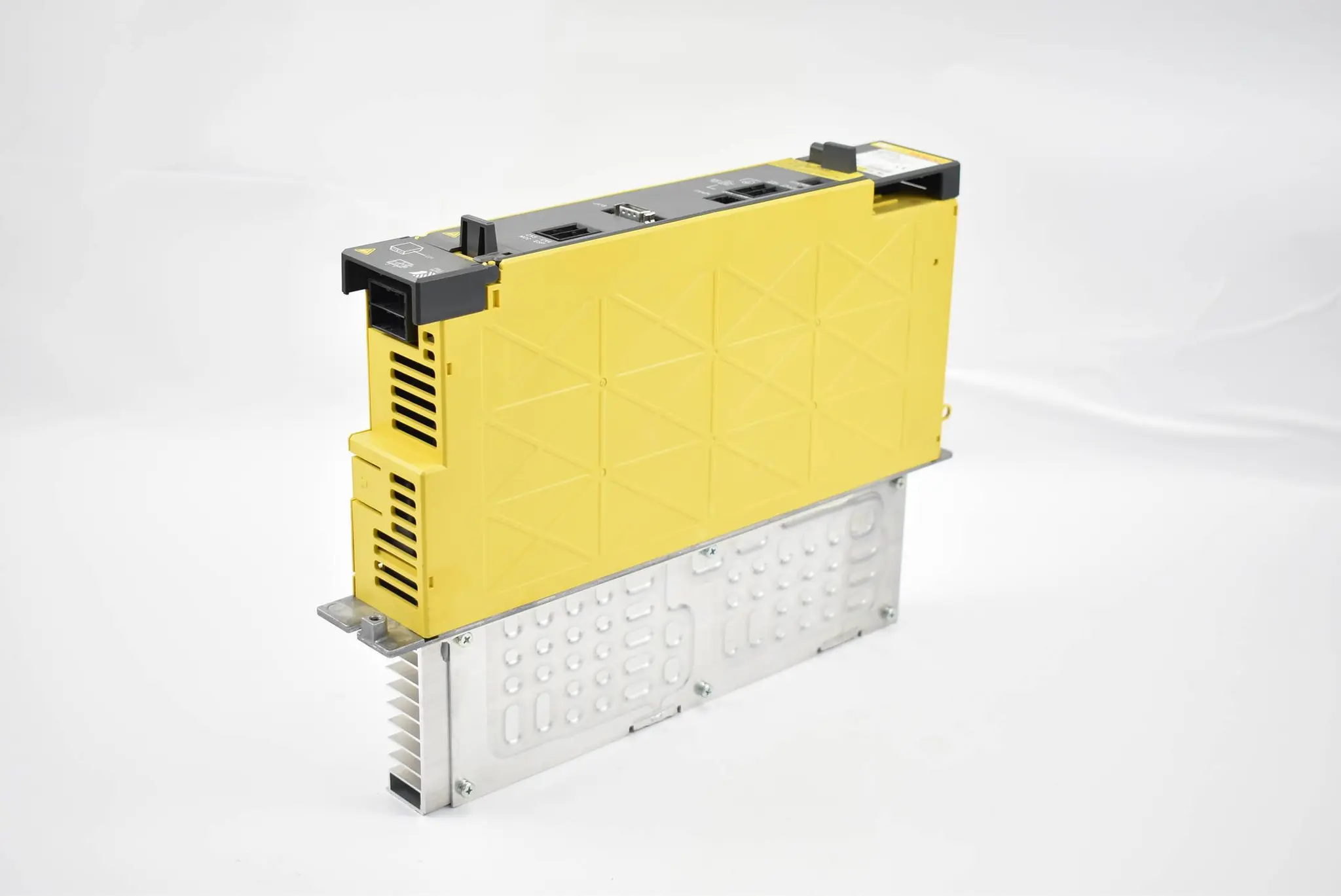 Produktfoto 1 von Fanuc LTD aiPS 5.5 Servoverstärker A06B-6110-H006 ( Vers. D ) 6,8 kW