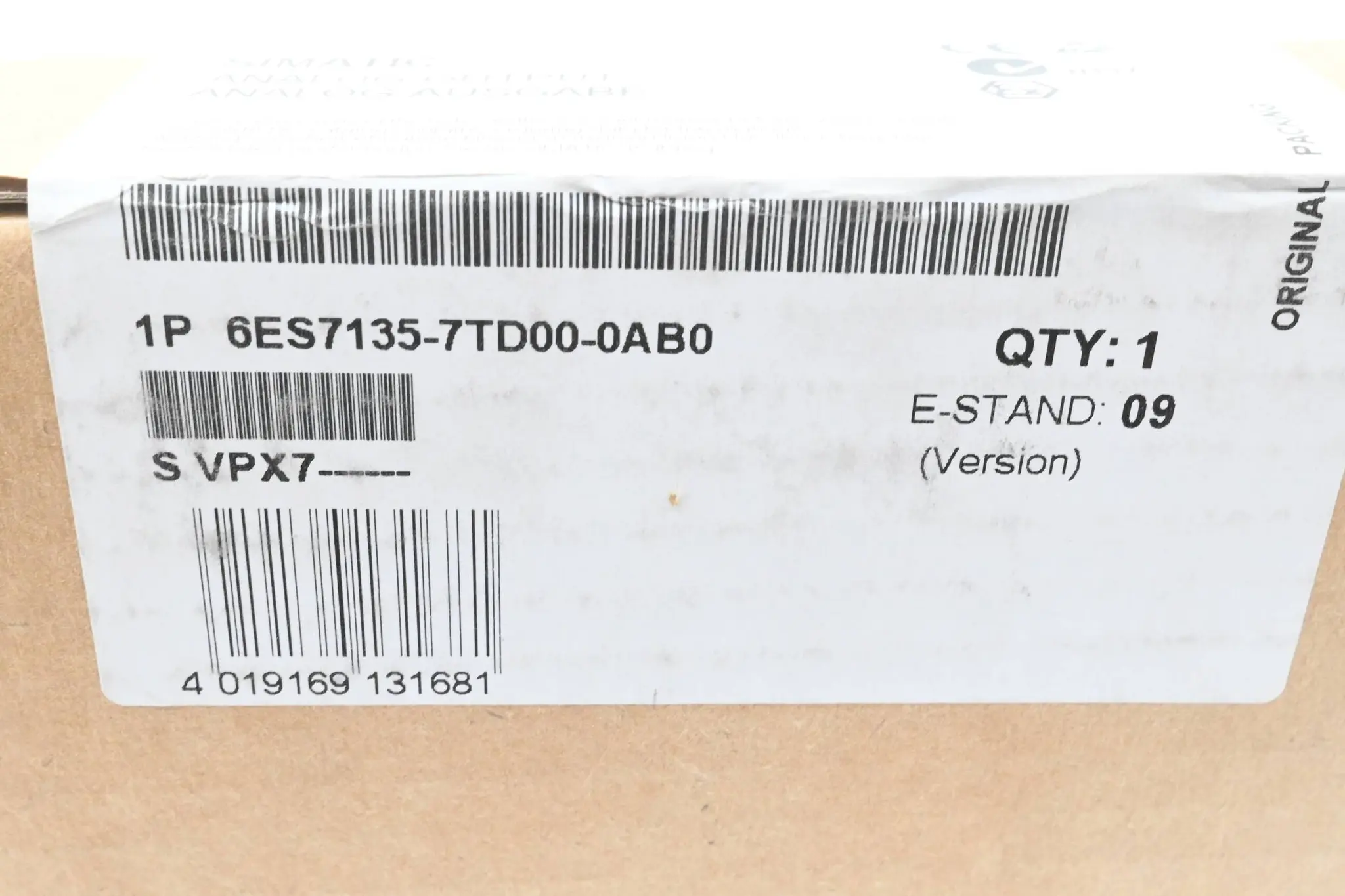 Produktfoto 1 von Siemens Simatic Analog Output 6ES7135-7TD00-0AB0 ( 6ES7 135-7TD00-0AB0 ) E9