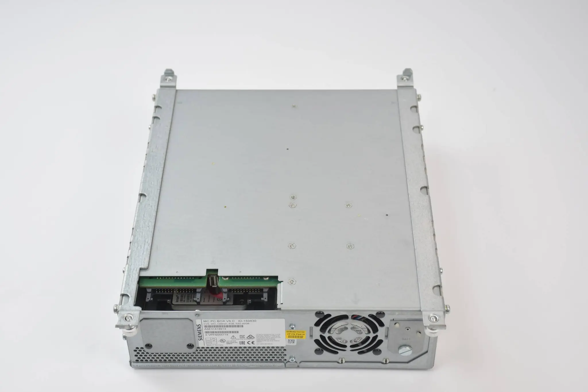 Produktfoto 1 von Siemens Sinumerik PCU 50.5-C 6FC5210-0DF52-3AA0 ( 6FC5 210-0DF52-3AA0 )Ver. 01