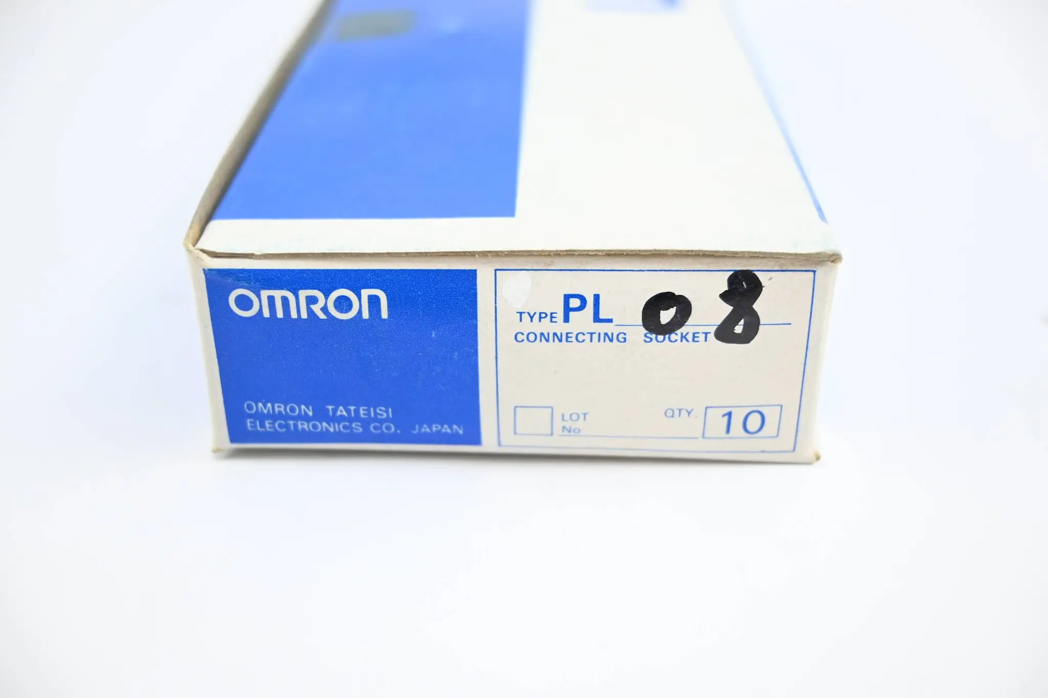Produktfoto 1 von Omron Anschlussbuchse 10 Stück PL08