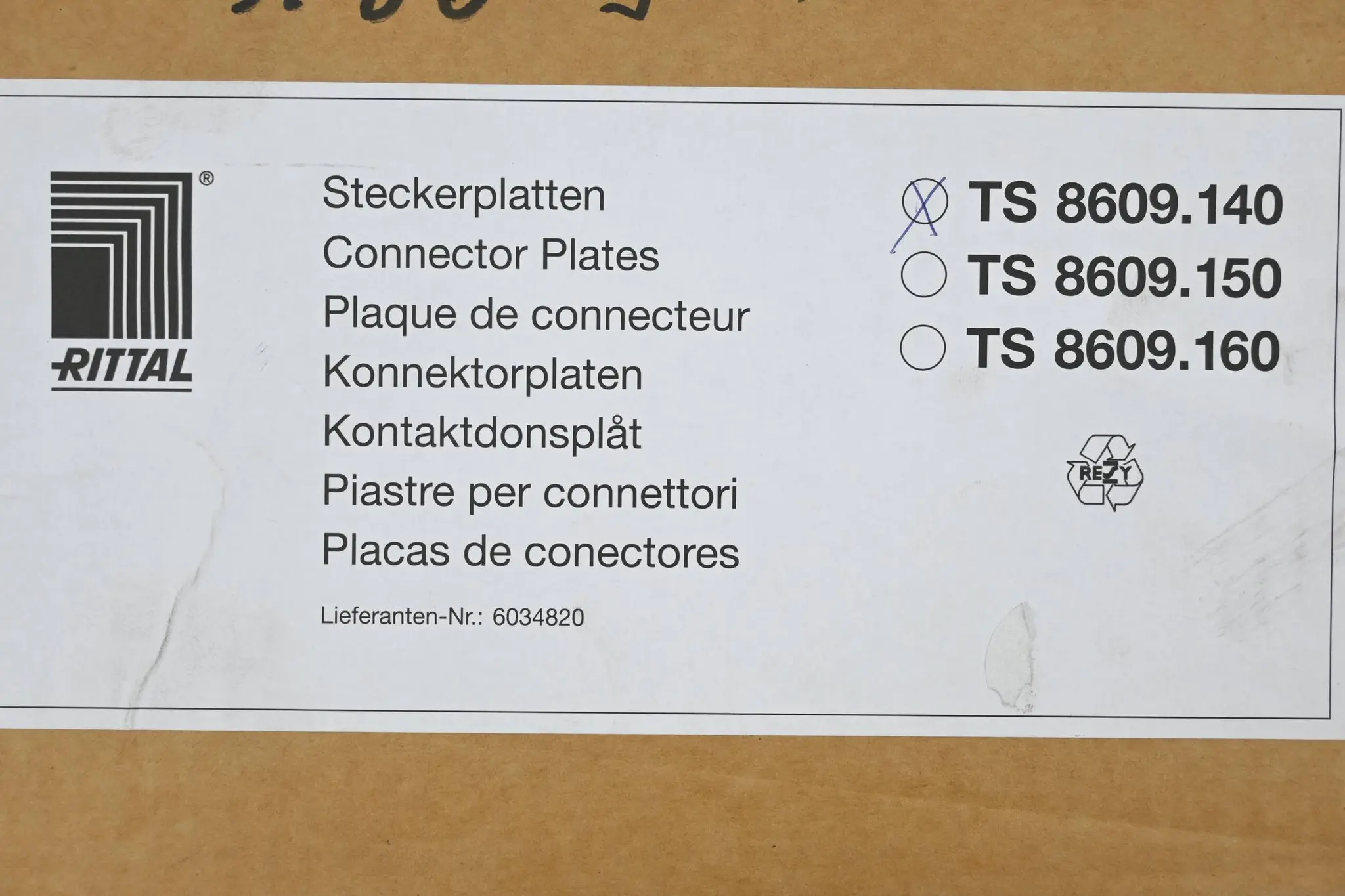 Produktfoto 1 von Rittal Steckerplatte TS 8609.140 ( TS8609.140 )