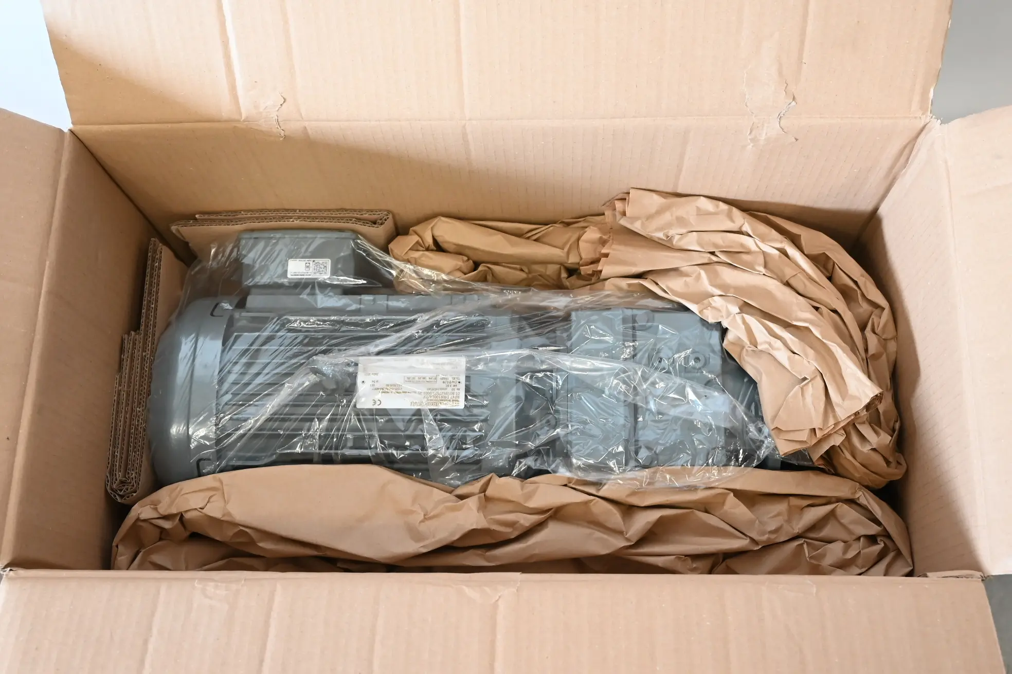 Produktfoto 1 von SEW-Eurodrive Getriebemotor RF47 DRN100L4/TF ( RF47DRN100L4/TF )