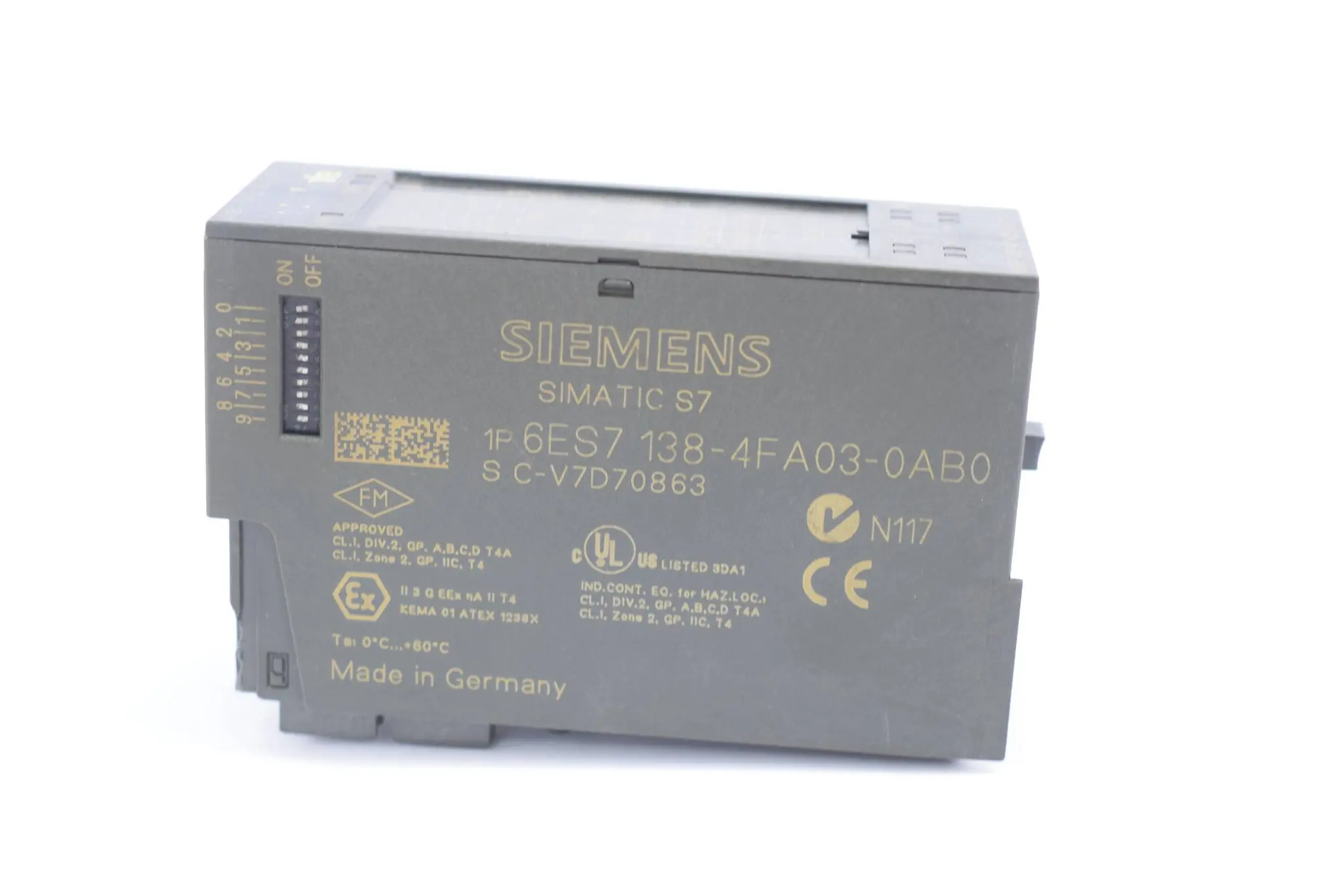 Produktfoto 1 von Siemens Simatic S7 6ES7138-4FA03-0AB0 ( 6ES7 138-4FA03-0AB0 )
