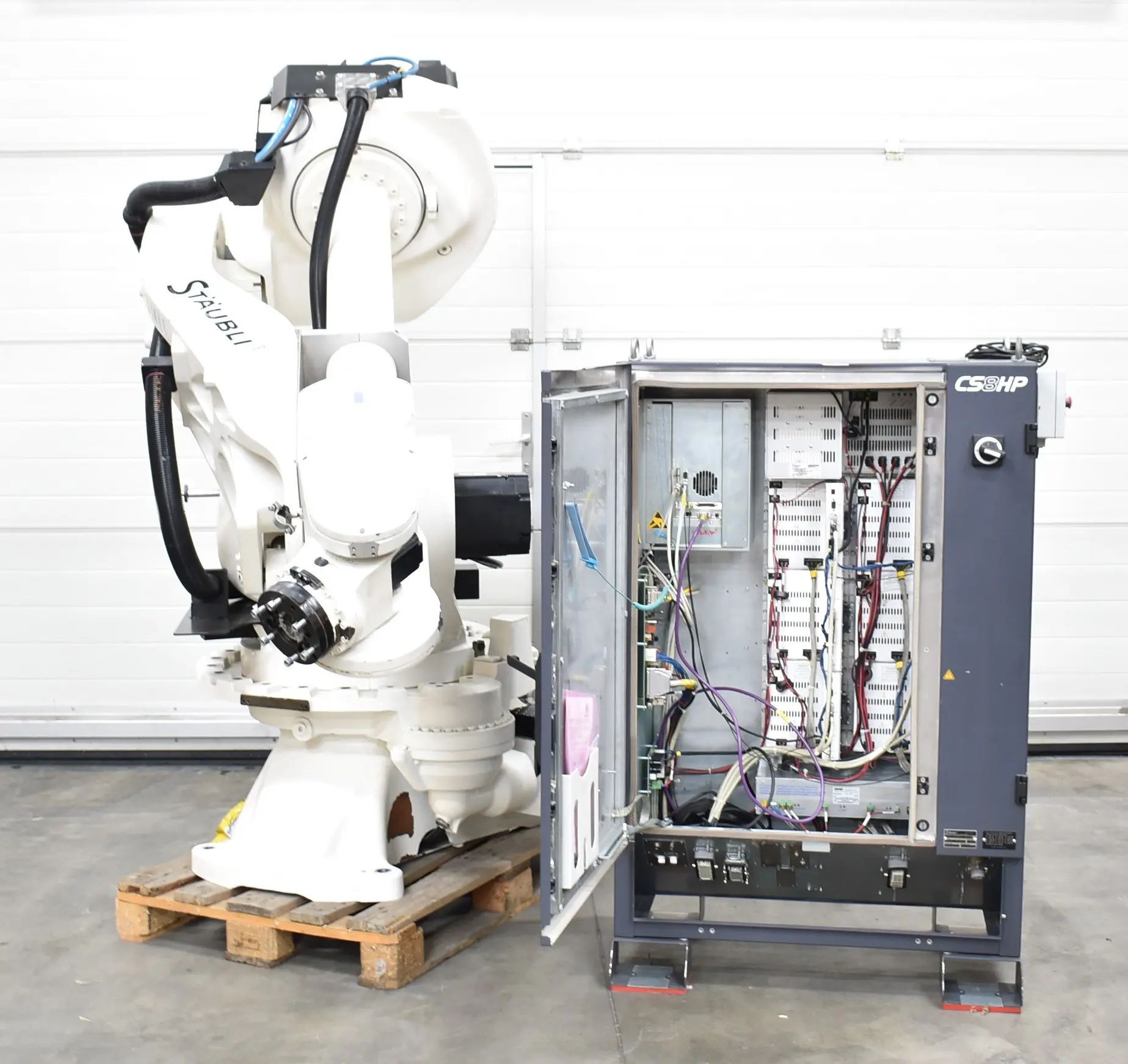 Produktfoto 1 von Comau Robotics SMART NH1-130-3.0 S inkl, Stäubli Schaltschrank CS8HP RX260L