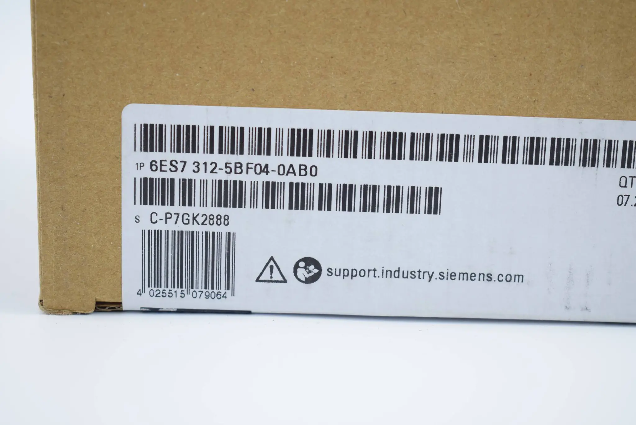 Produktfoto 1 von Siemens SIMATIC S7-300 CPU 312C 6ES7312-5BF04-0AB0 ( 6ES7 312-5BF04-0AB0) E07