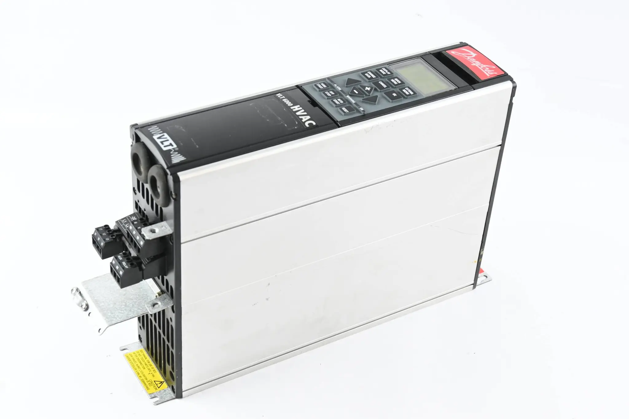 Produktfoto 1 von Danfoss Frequenzumrichter VLT6000 HVAC VLT6005HT4B20STR3DLF00A00C0 ( 175Z7007 )