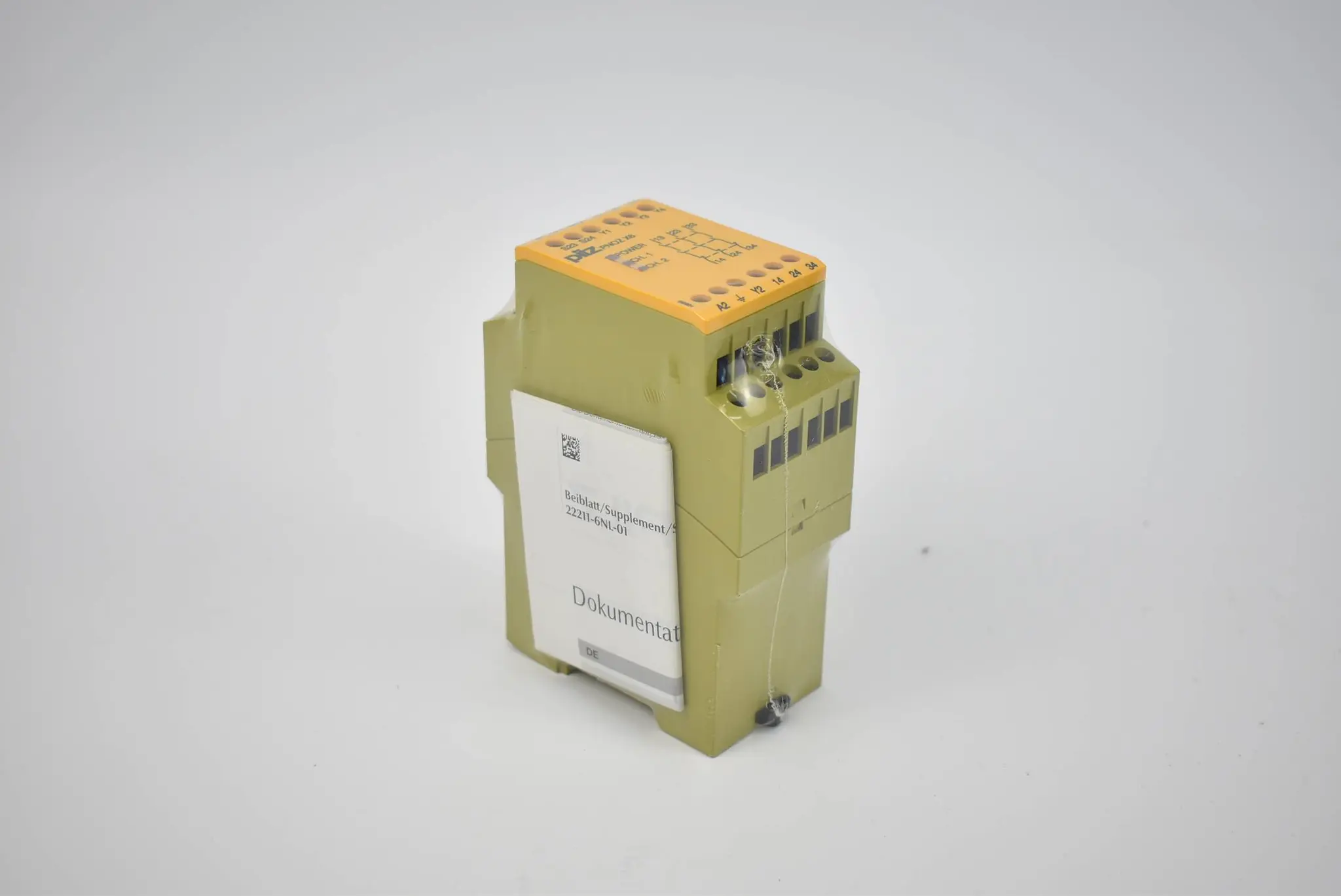 Produktfoto 1 von Pilz Sicherheitsschaltgerät PNOZ X6 230-240VAC 3n/o ( 774726 )