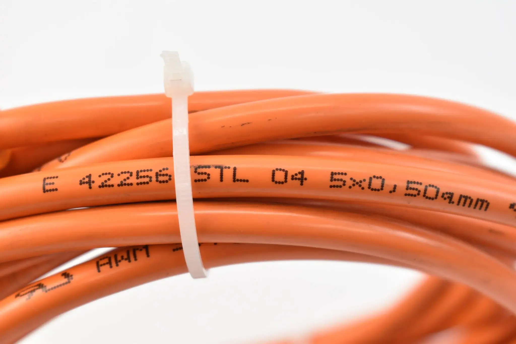Produktfoto 1 von Lumberg E 42256 STL 04 AWM Style 2654 5m