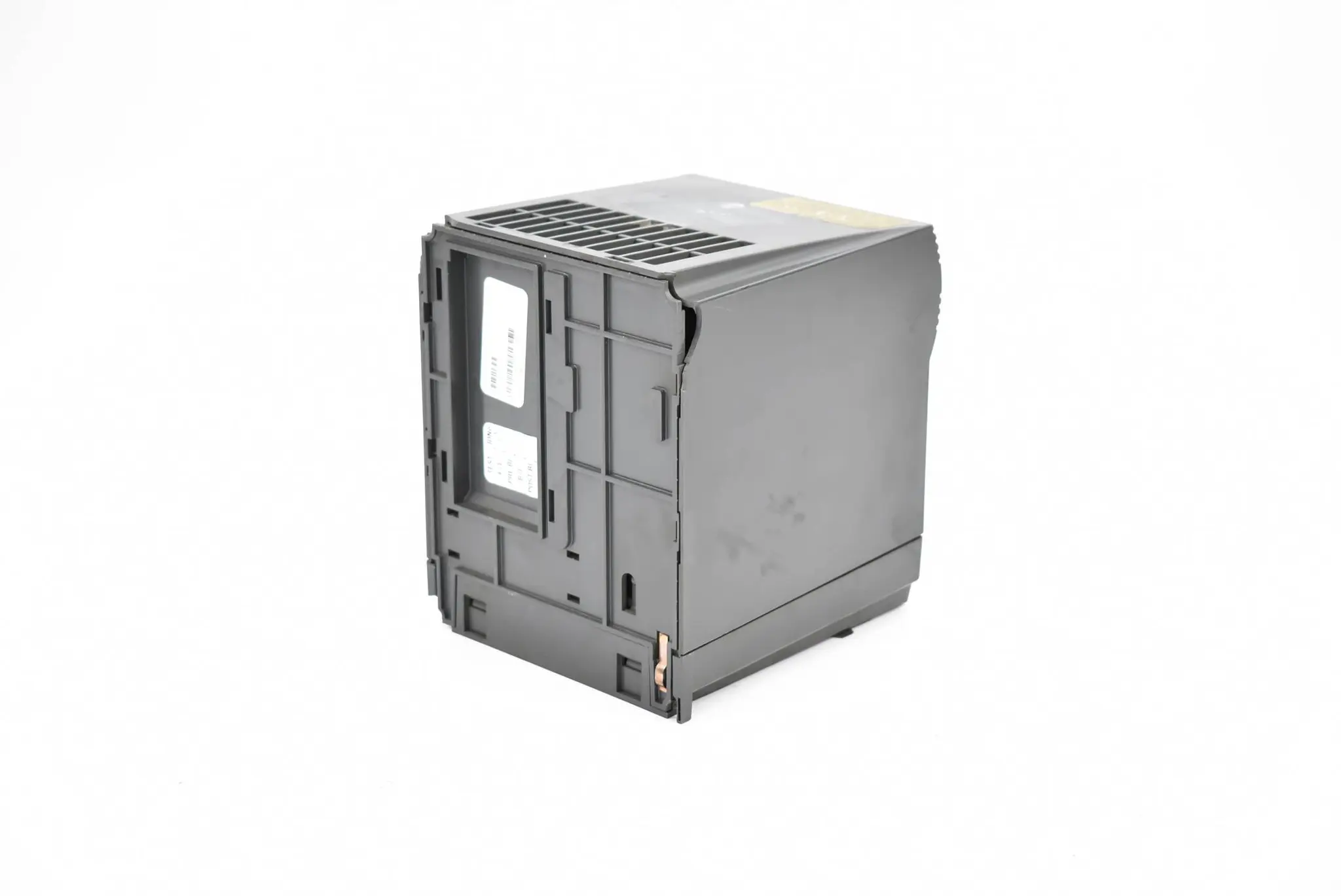 Produktfoto 1 von Siemens Micromaster Vector 6SE3 215-8DB40 ( 6SE3215-8DB40 ) 2200W