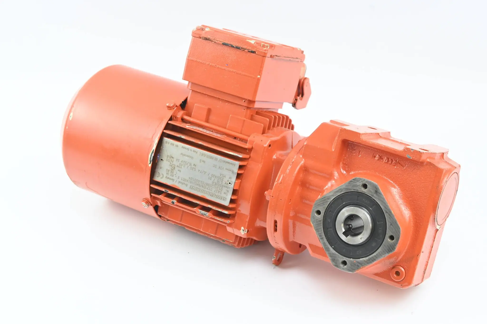 Produktfoto 1 von SEW Eurodrive Getriebemotor SA37DT71D8/BMG/HR/ASE1 ( SA37 DT71D8/BMG/HR/ASE1 )