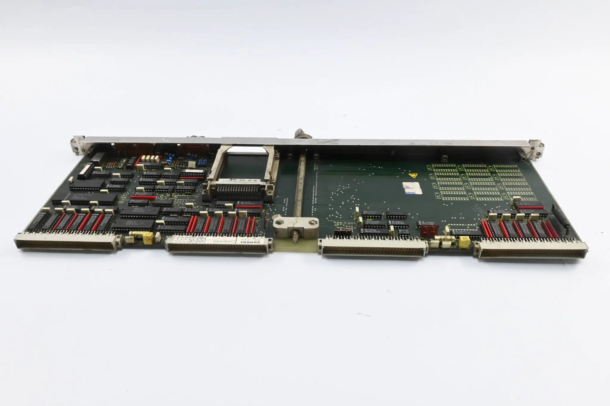 Produktfoto 1 von Siemens Sinumerik 880 Board 6FX1136-8BB00 ( 6FX1 136-8BB00 )