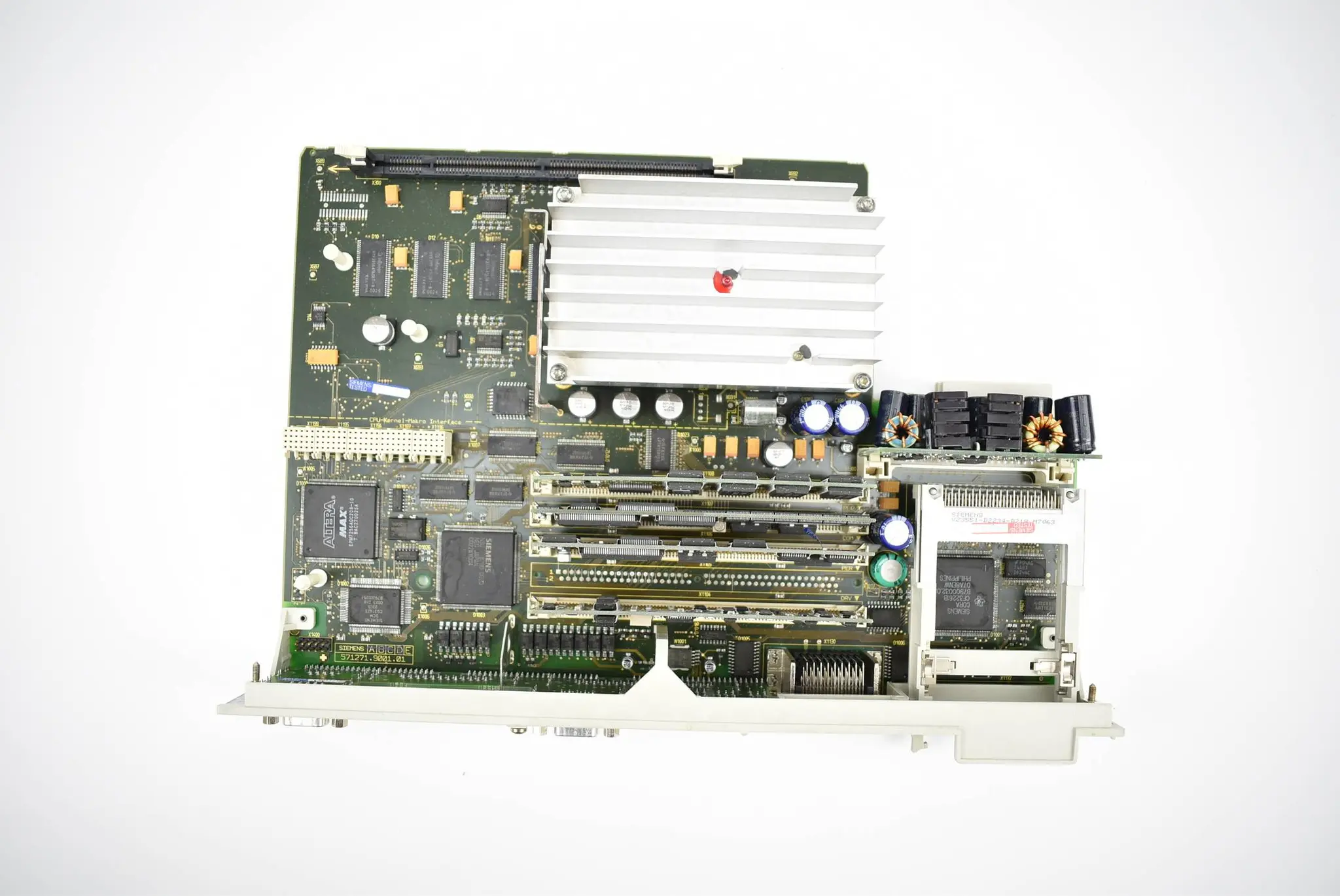 Produktfoto 1 von GENERALÜBERHOLT Siemens Sinumerik 840D/DE NCU 573.2 6FC5357-0BB33-0AE1 C