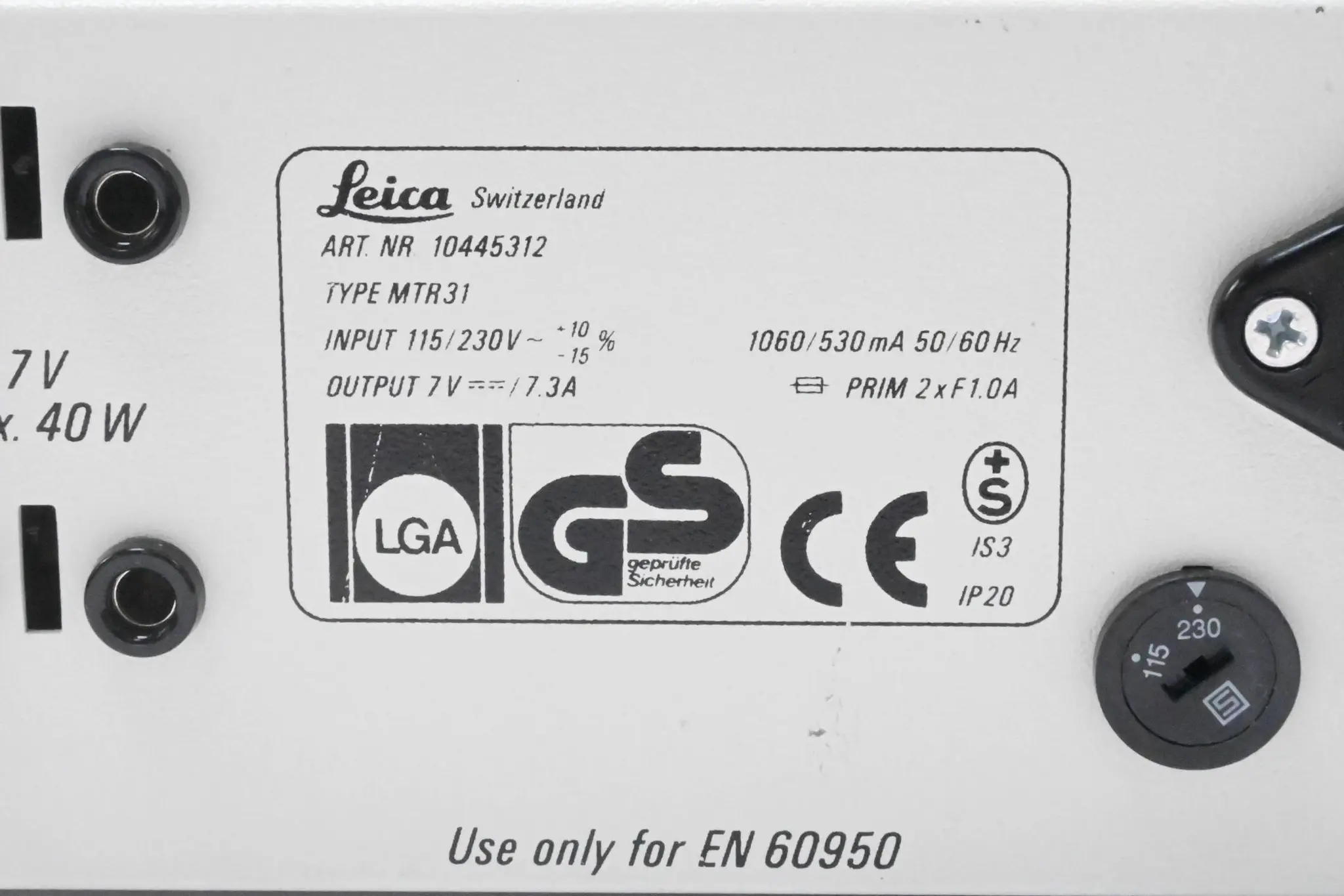 Produktfoto 1 von Leica Power Supply MTR31 ( 10445312 )