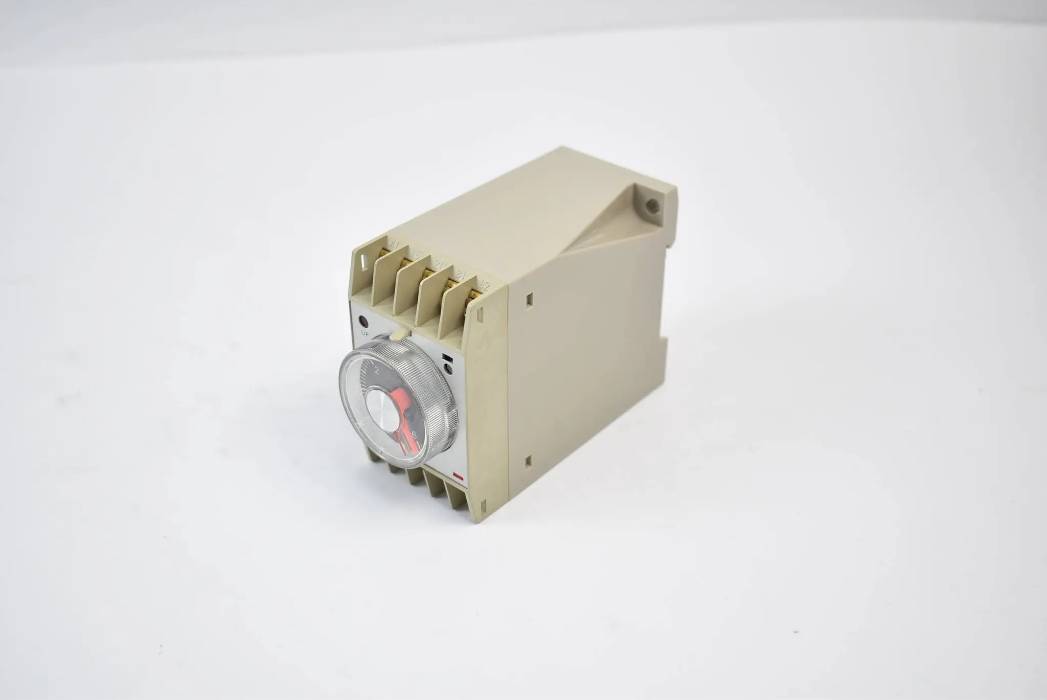 Produktfoto 1 von Omron Timer H2C-FR-S 6s-6h B 220 VAC