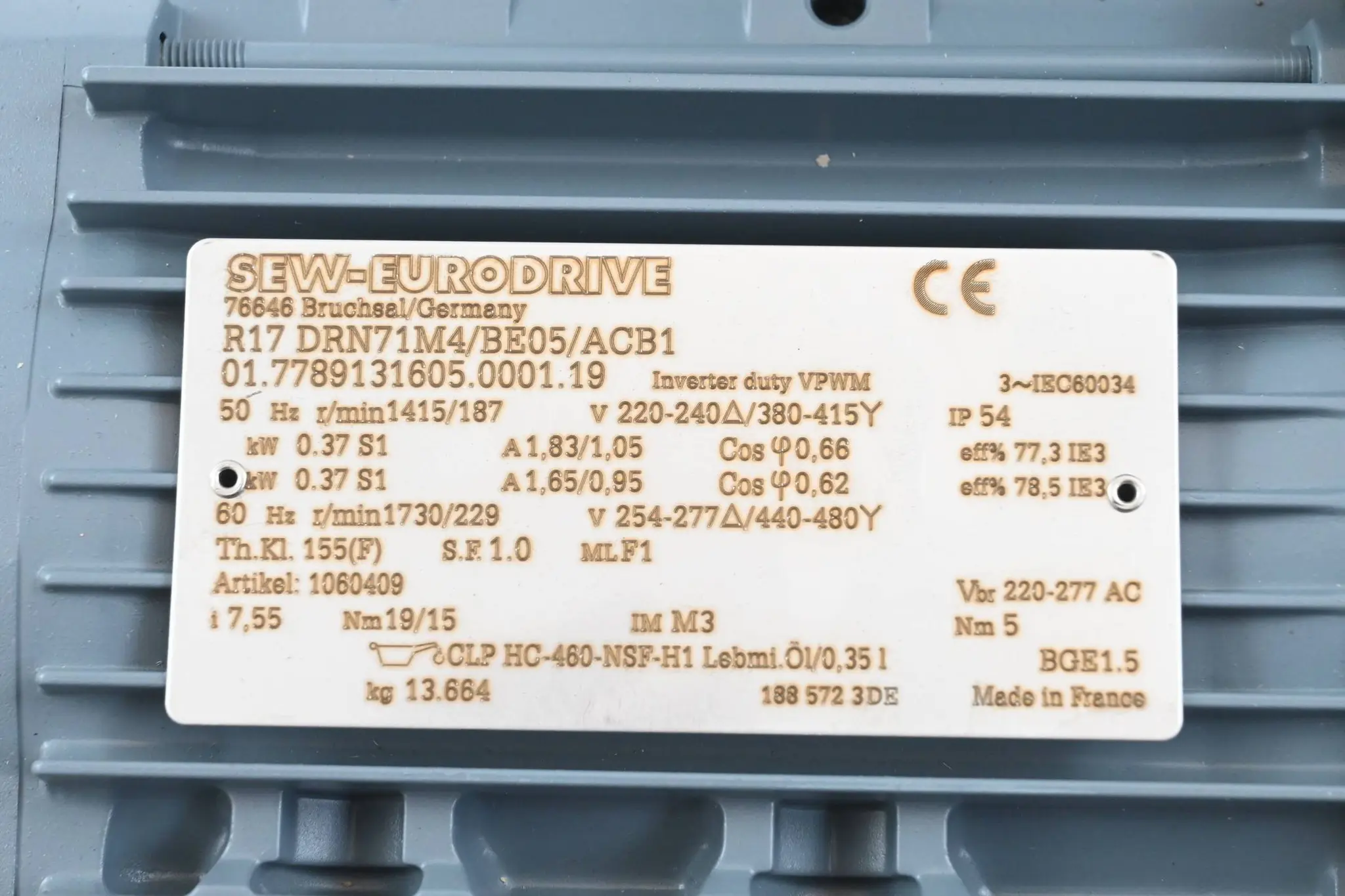 Produktfoto 1 von SEW-Eurodrive Getriebemotor R17 DRN71M4/BE05/ACB1 ( R17DRN71M4/BE05/ACB1 )