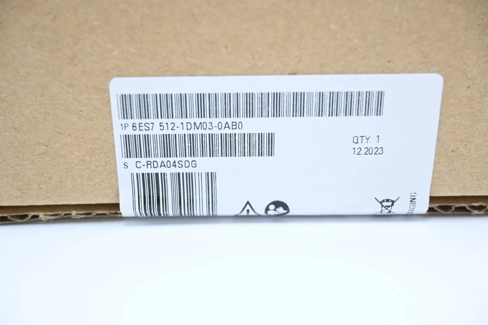 Produktfoto 1 von Siemens Simatic CPU1512SP-1 PN 6ES7512-1DM03-0AB0 ( 6ES7 512-1DM03-0AB0 ) E.03