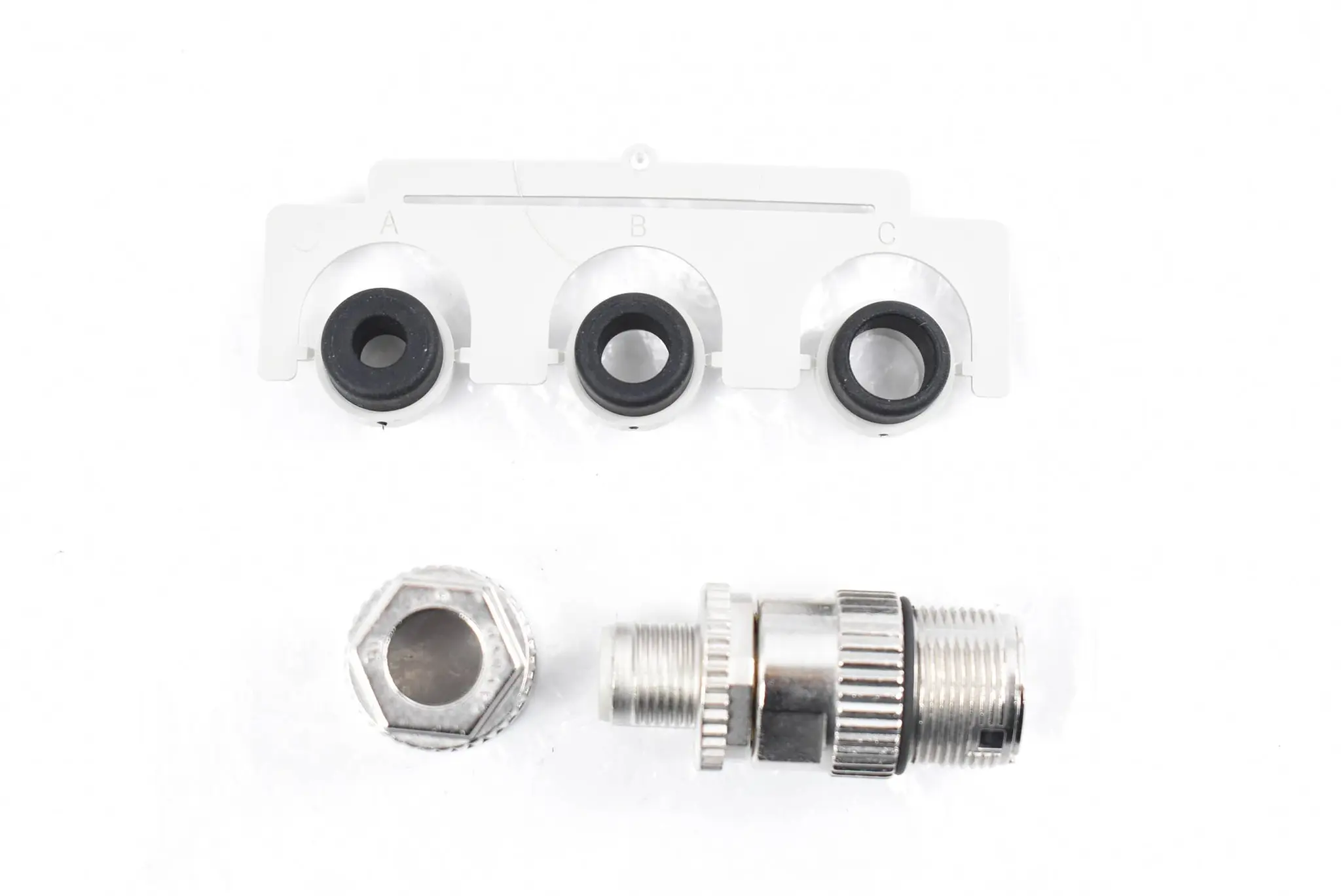 Produktfoto 1 von Vermutlich B&R X67AC2E01 / Hartmann Harax M12-L Shielded male 4-pole 21032811405